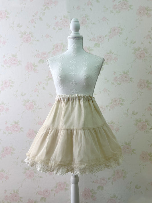 ARROW Tulle Lace Hem Skirt