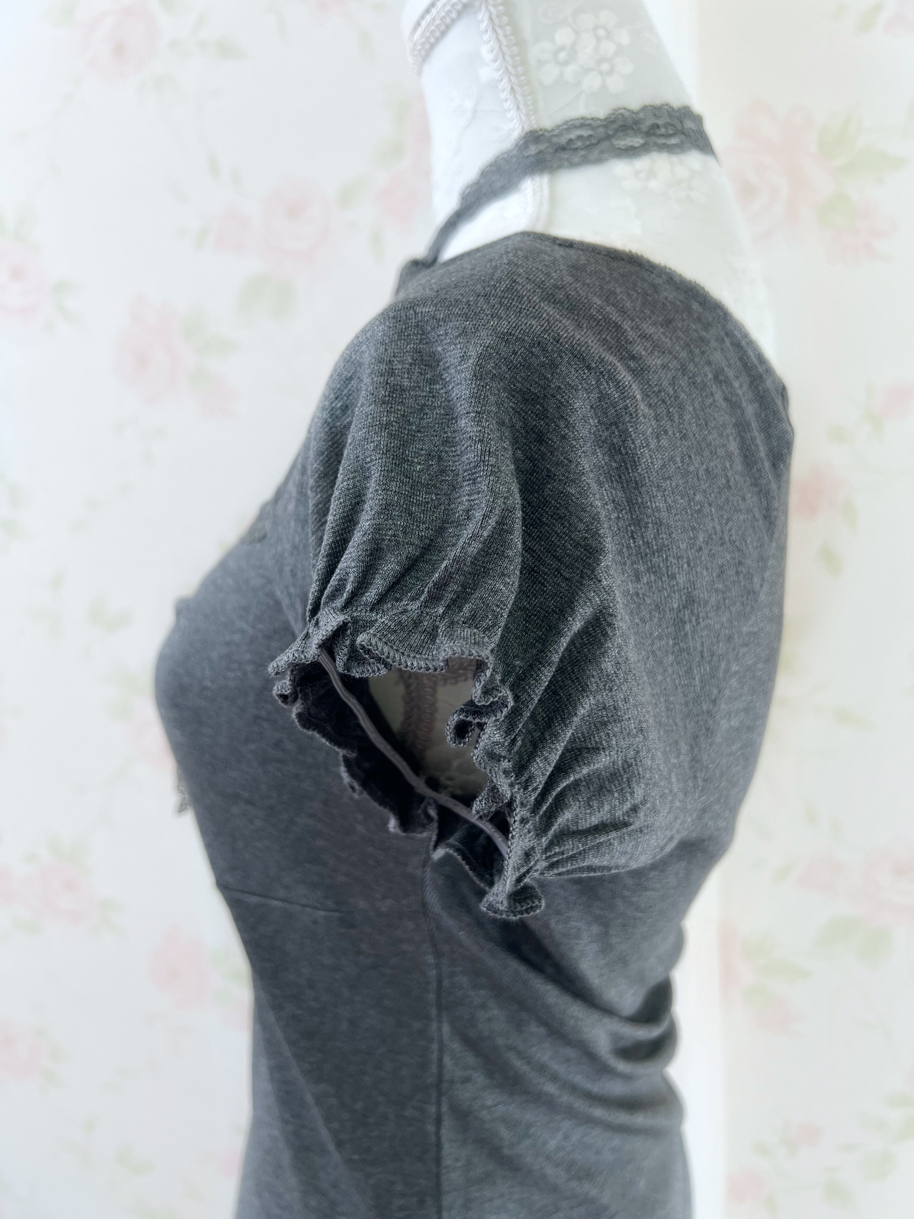 Lacy Choker Shoujo Top (Dark Gray)