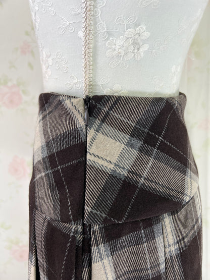 Wool Like Checked Pleated Skirt (Brown)