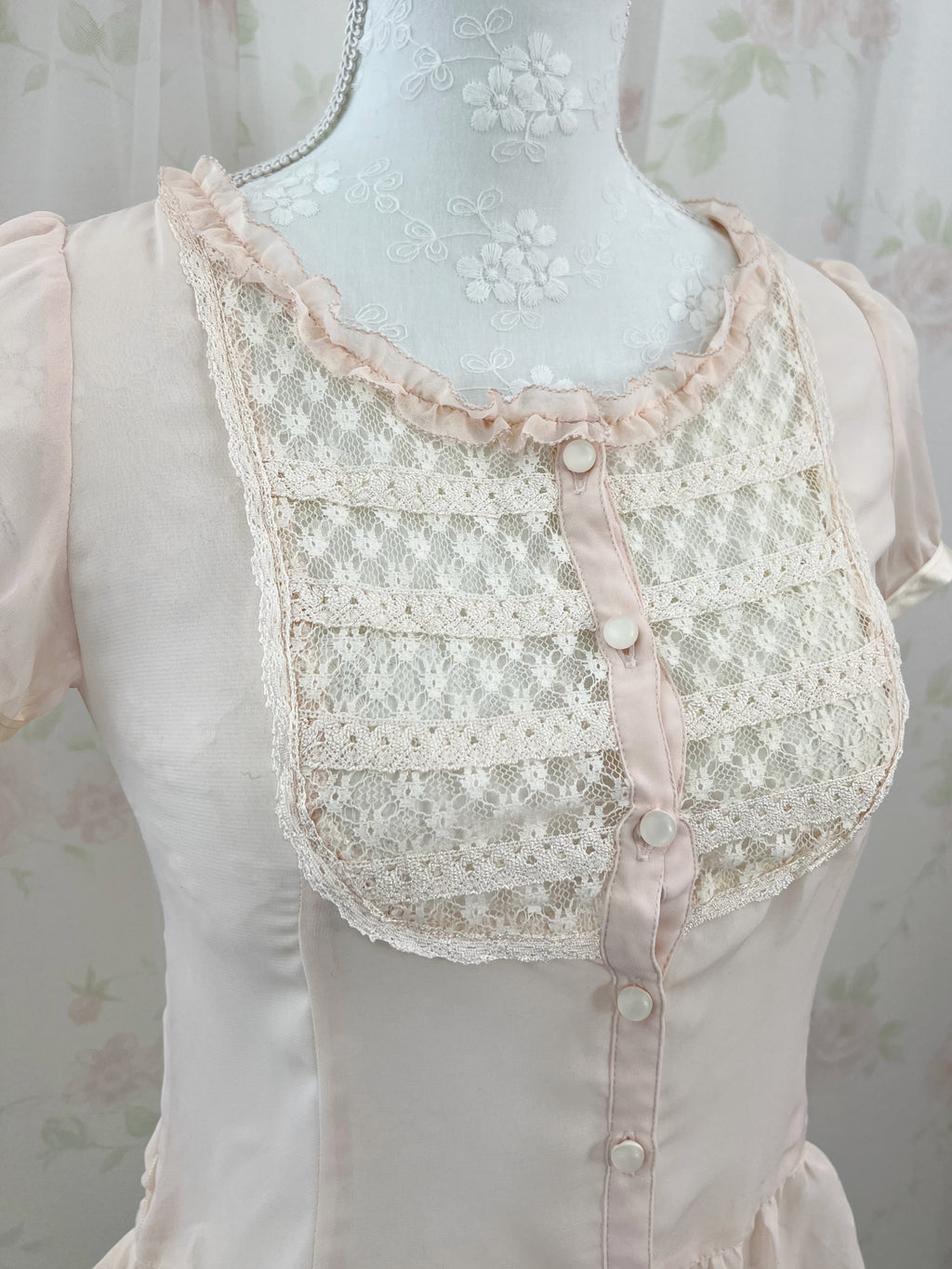 Laisse Passe Peplum Chiffon Blouse