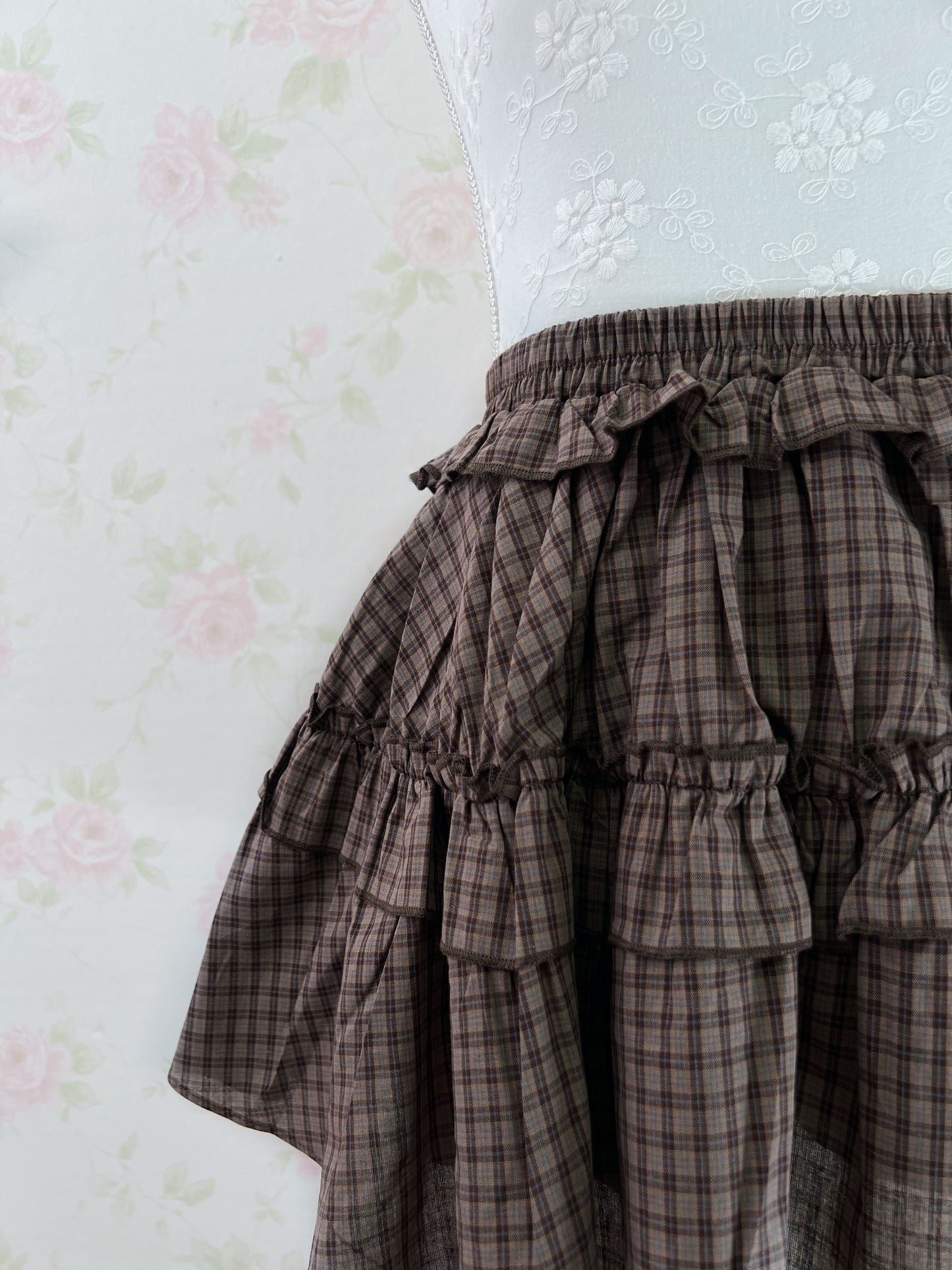 GRL Ruffled Hem Shoujo Checked Tiered Skirt (Chocolate)