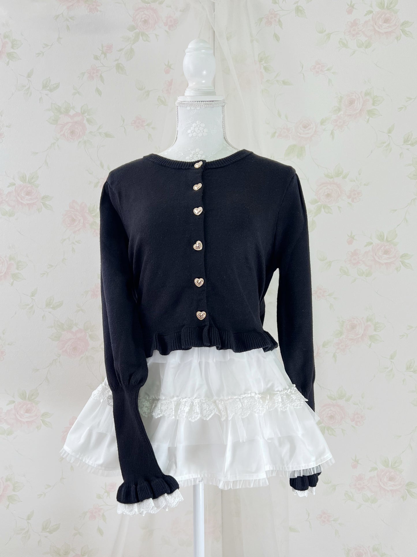 Gold Heart Button Cotton Lace Sleeve Cardigan (Black)