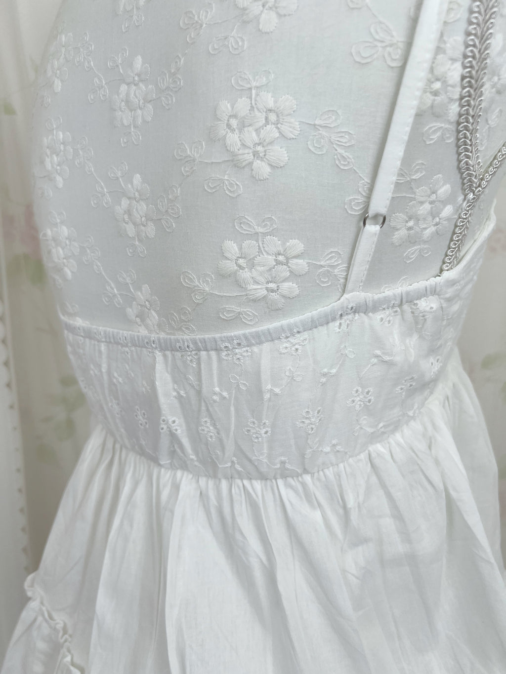 1998beforethedawn 1998beforethedawn Esme Cami Top (White)