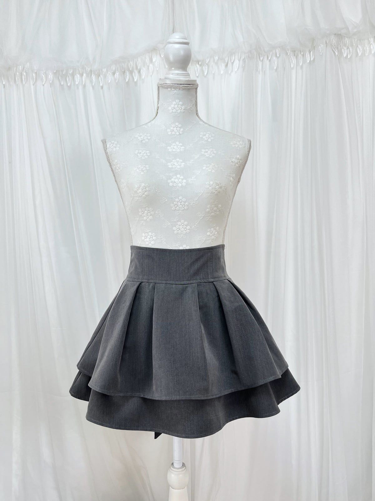 Back Bow Tiered  High Waist Skirt (Gray)