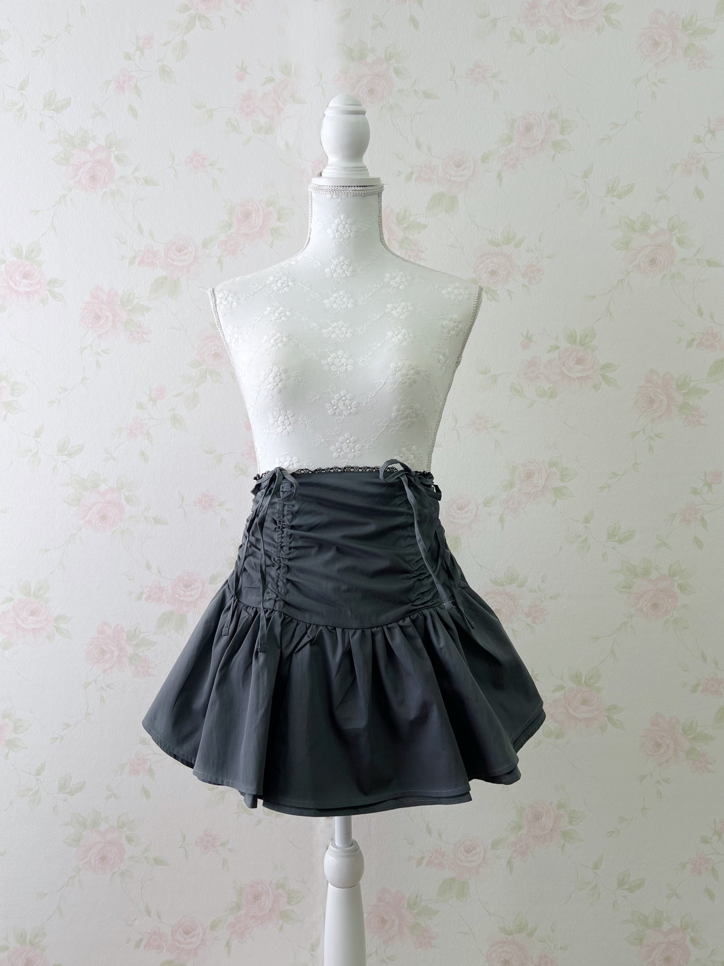 GRL Drawstring Coquette Skirt (Charcoal)
