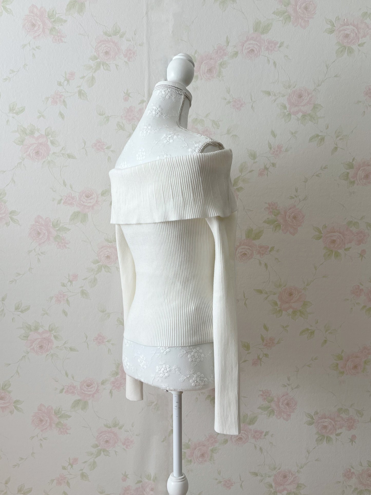GRL Off Shoulder Knit Top (Ivory)
