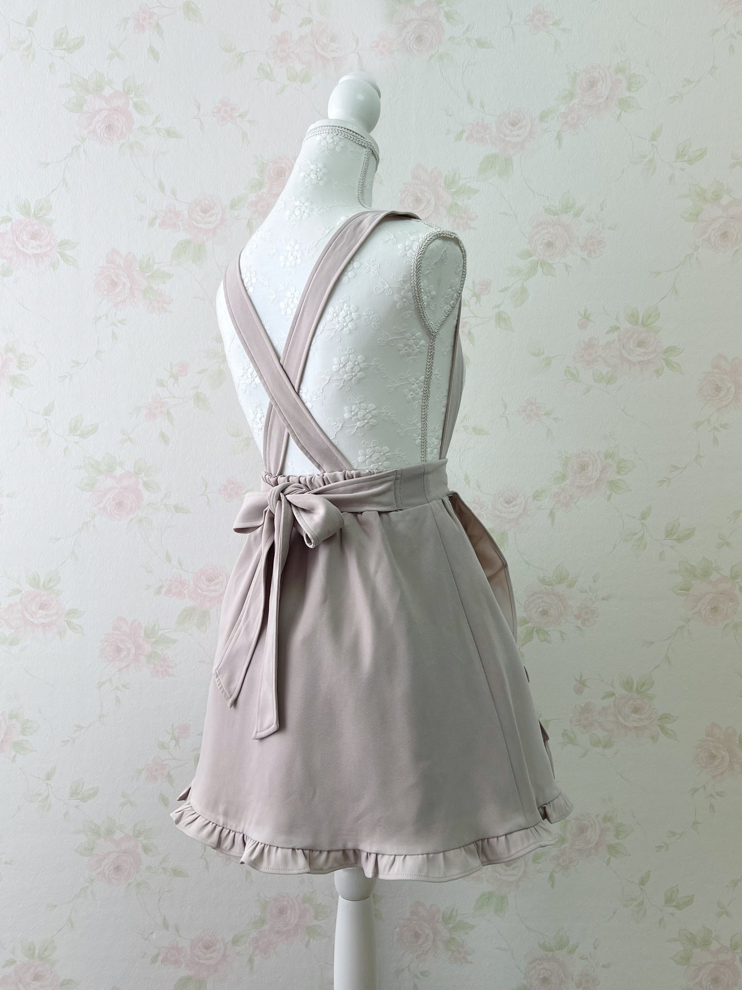 ROJITA Ruffled Jumper Skirt (Beige)
