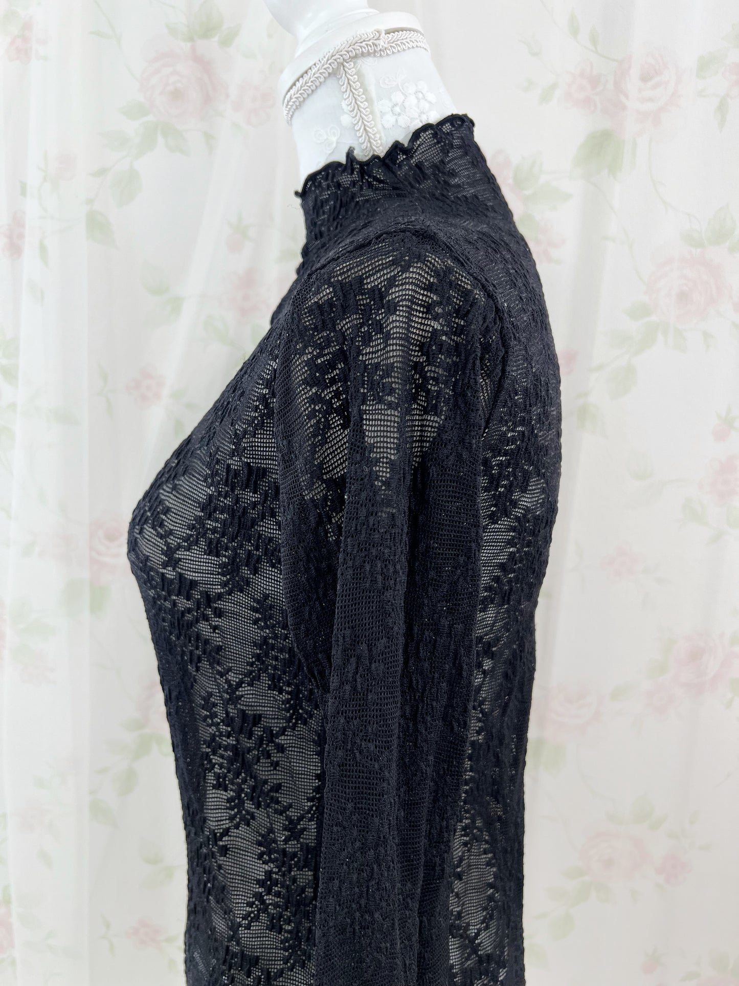 FREAK'S STORE Lace High Neck Top (Black)