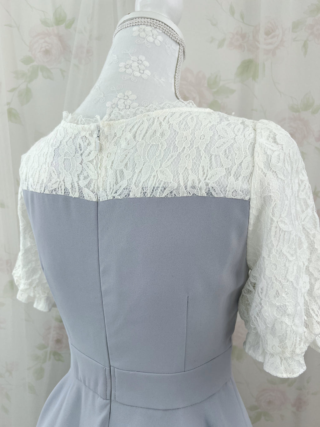 mille fille closet Lace Sleeve Dolly Dress (Blue)