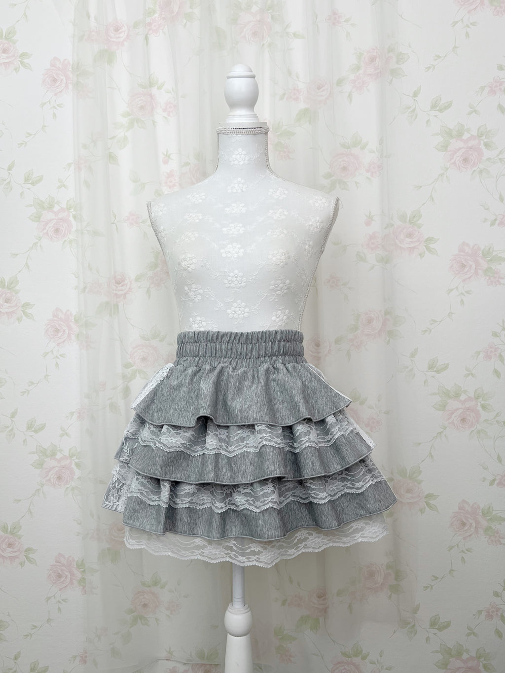 Lace Hem Sweat Layered Skirt (Gray)
