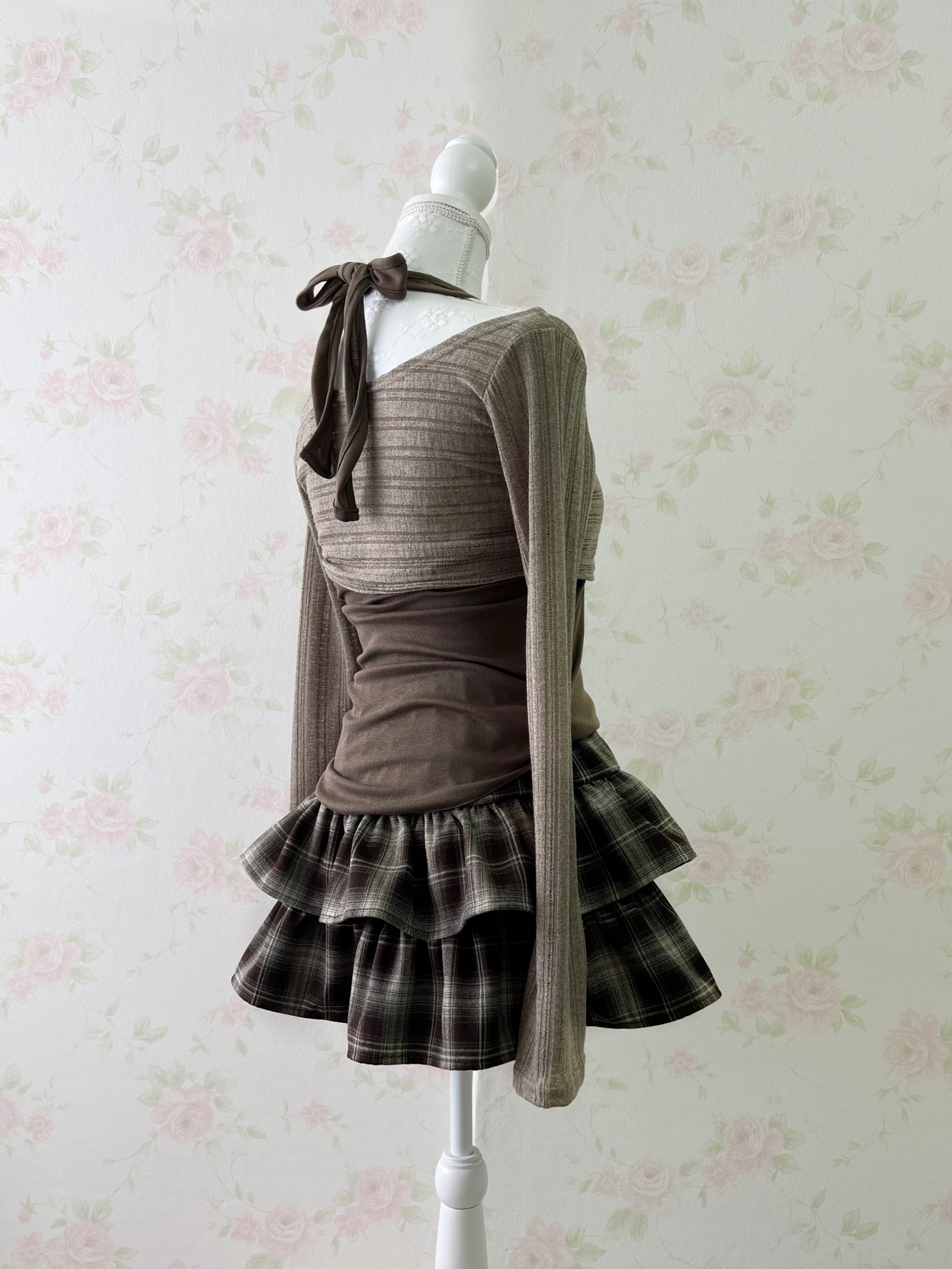 Wide Sleeve Top & Tank Top Set (Brown)