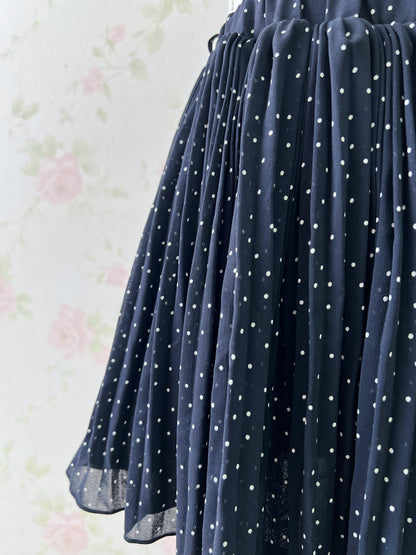 Honey’s Pleated Polka Dot Skirt (Navy)