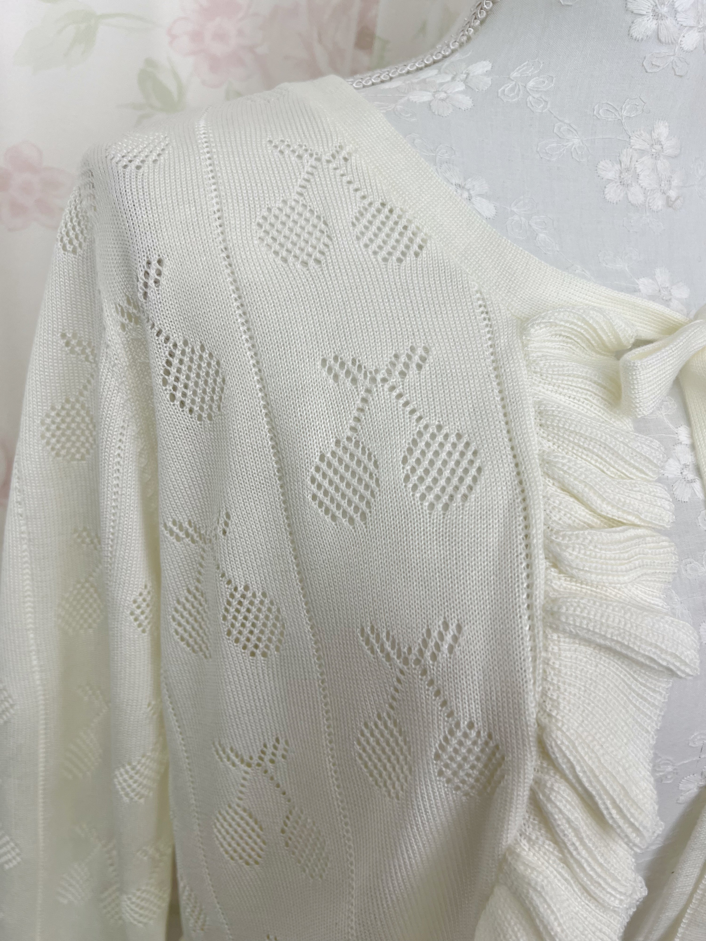 Cherry Ruffled Cardigan (Ivory)