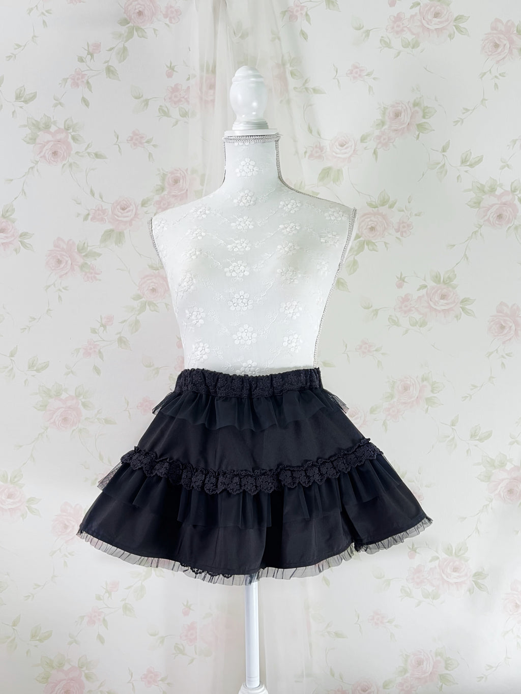 Tulle Lace Shoujo Skirt (Black)