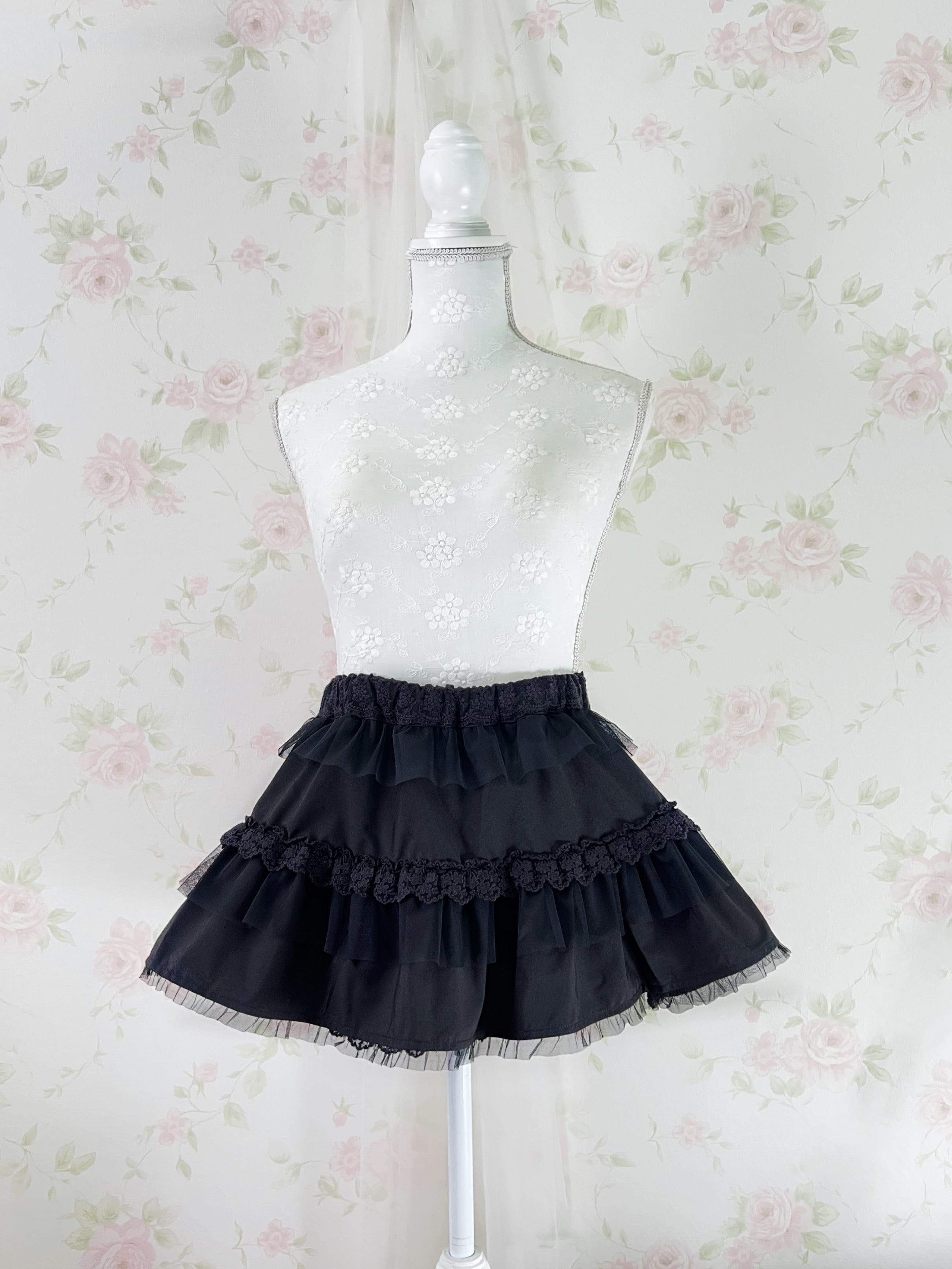 Tulle Lace Shoujo Skirt (Black)