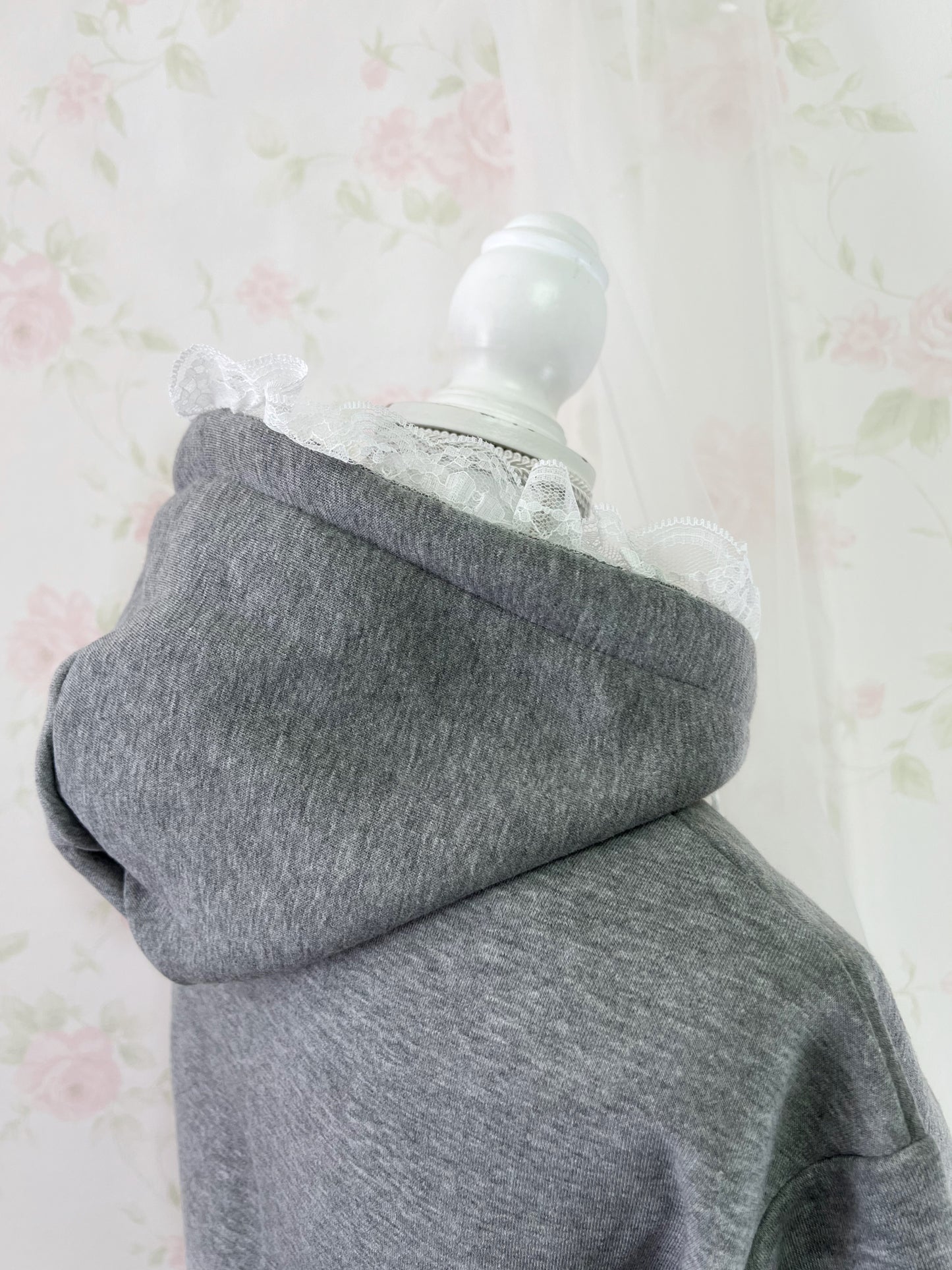 Lacy Ribbon Hoodie Skirt Set Up (Gray)