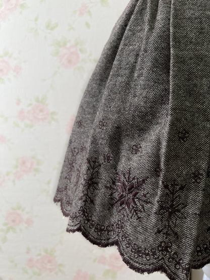 LIZ LISA Belt Embroidery Hem Skirt