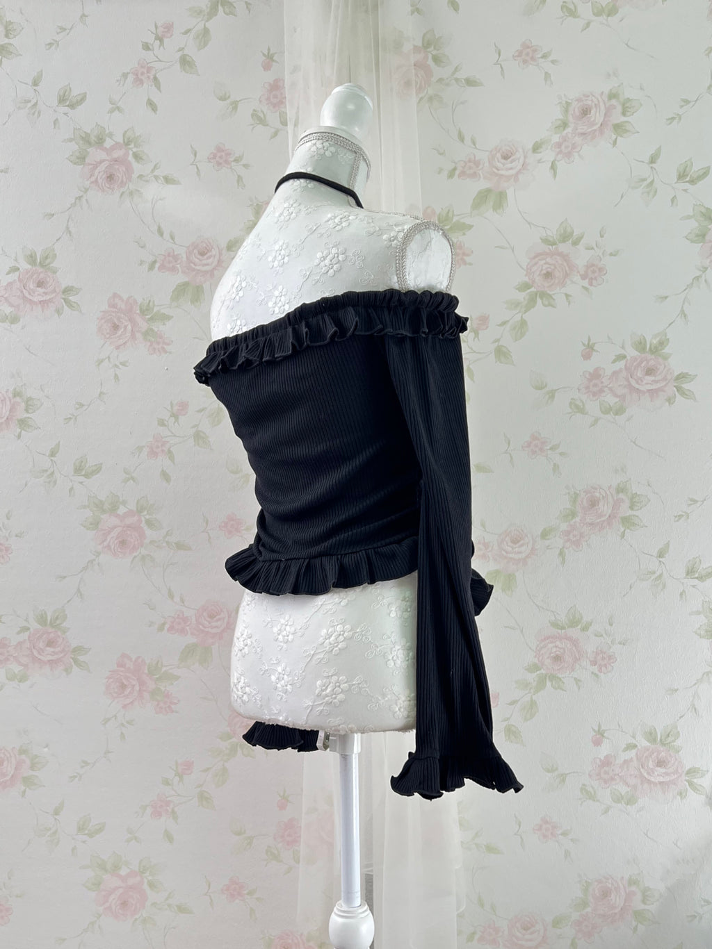 Chocker Asymmetry Ruffled Hem Top (Black)
