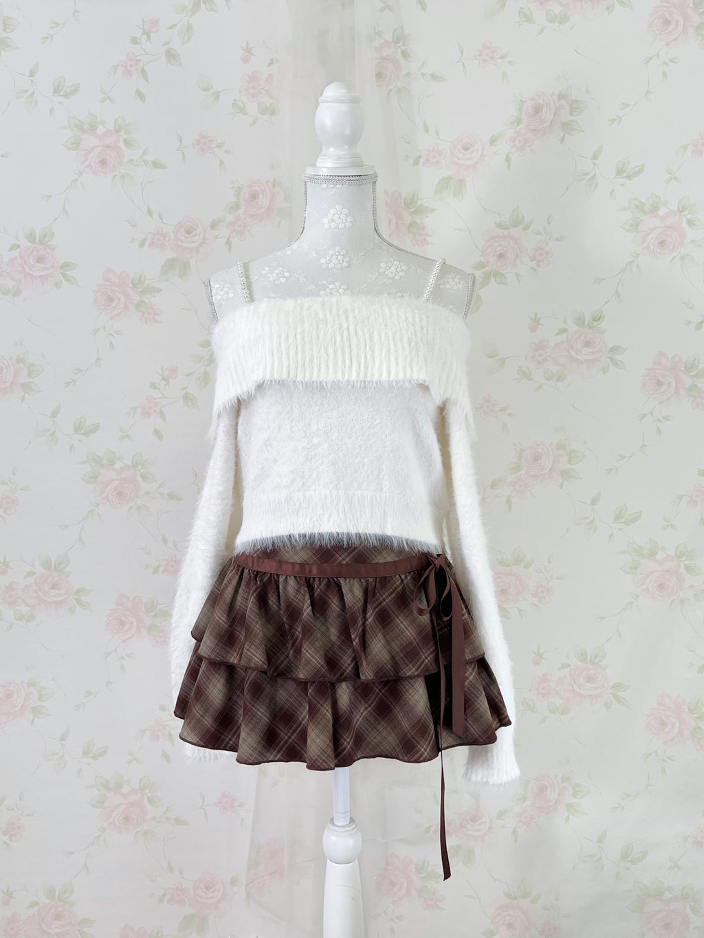 Pearl Strap Off Soulder Sweater (White)