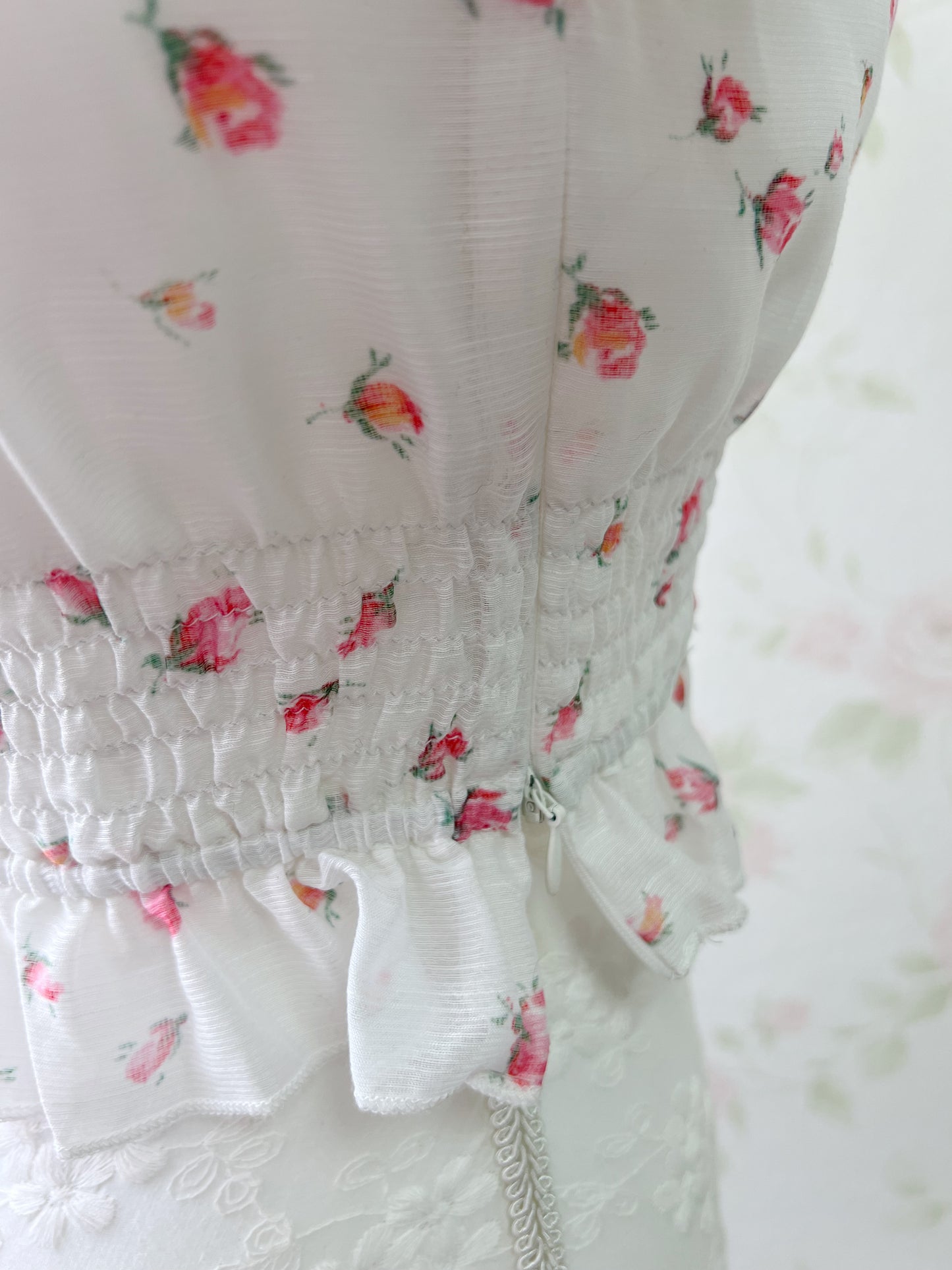 bobon21 Floral Puff Sleeve Short Blouse