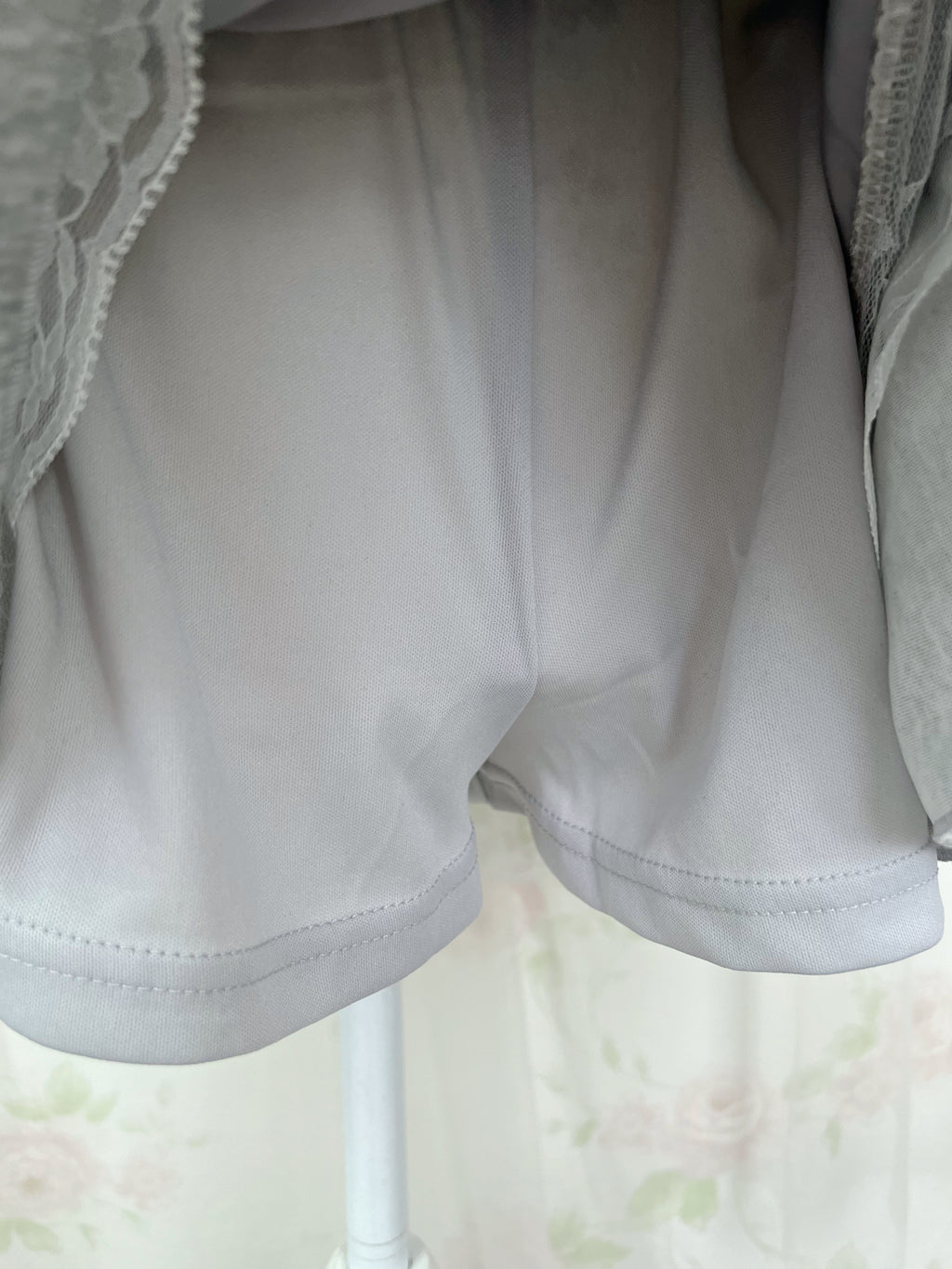 Lace Hem Sweat Layered Skirt (Gray)