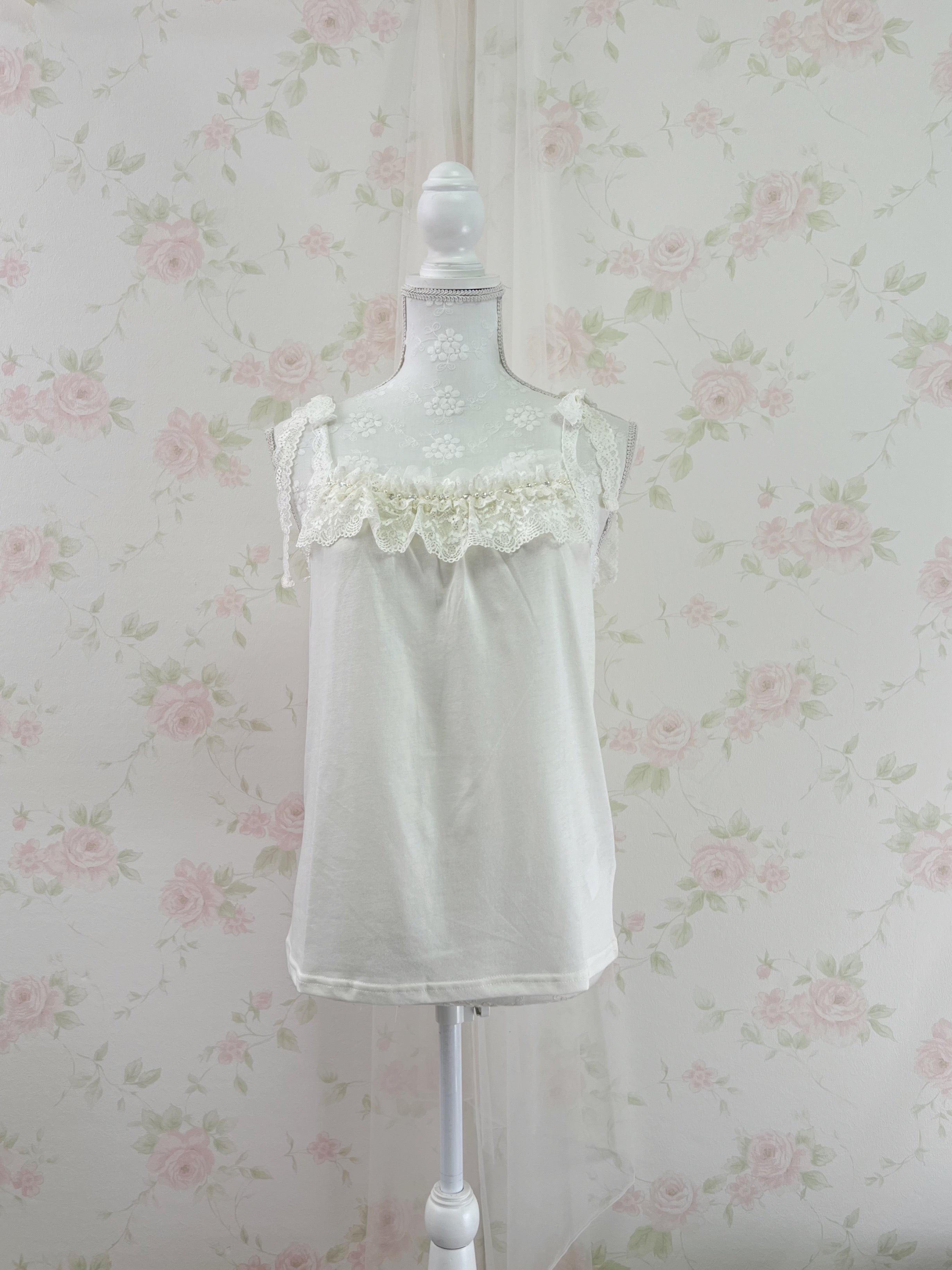 axes femme Lace Bow Camisole (Ivory)