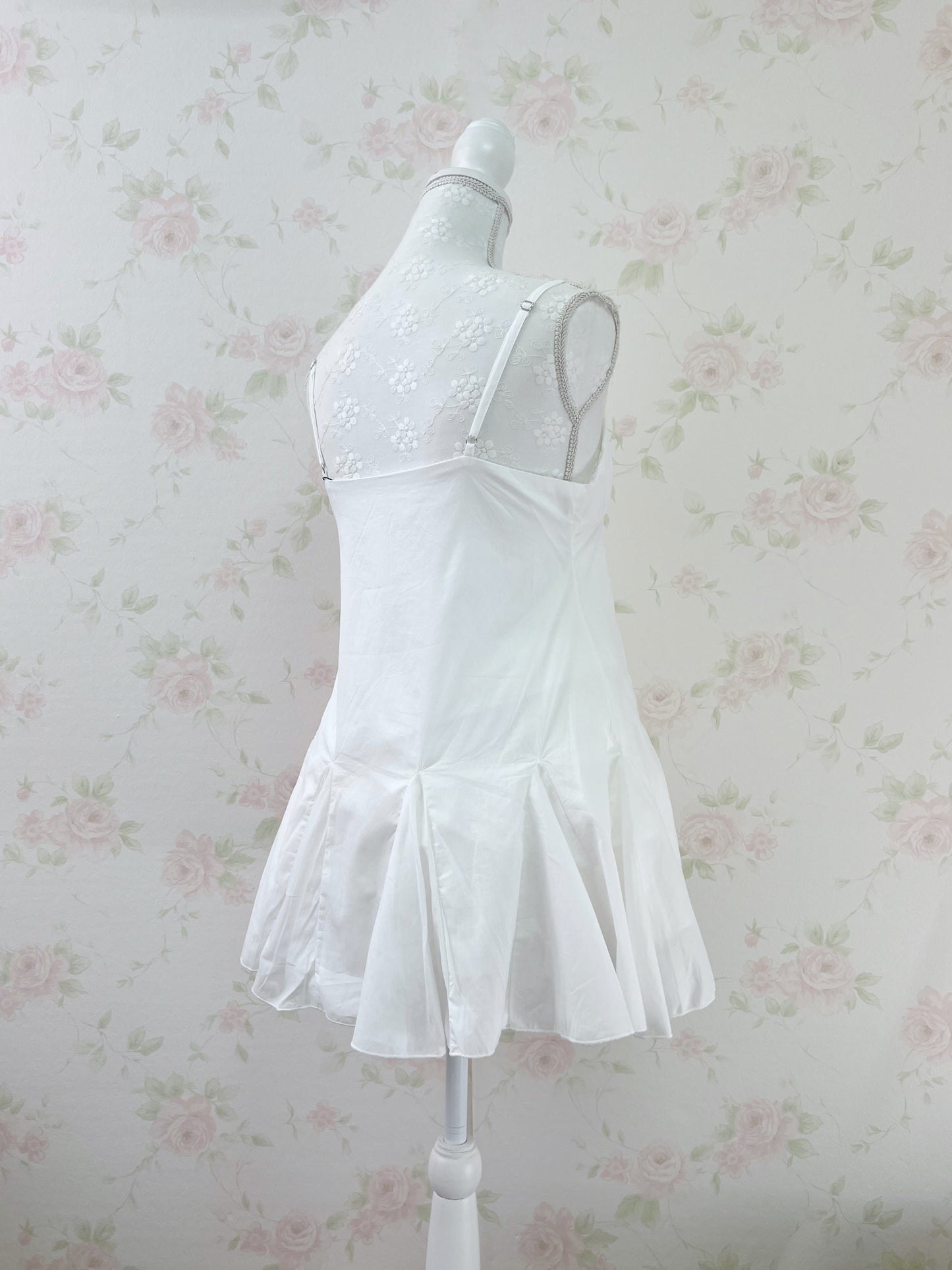 GRL Side Lacy Bow Camisole Cotton Dress (White)
