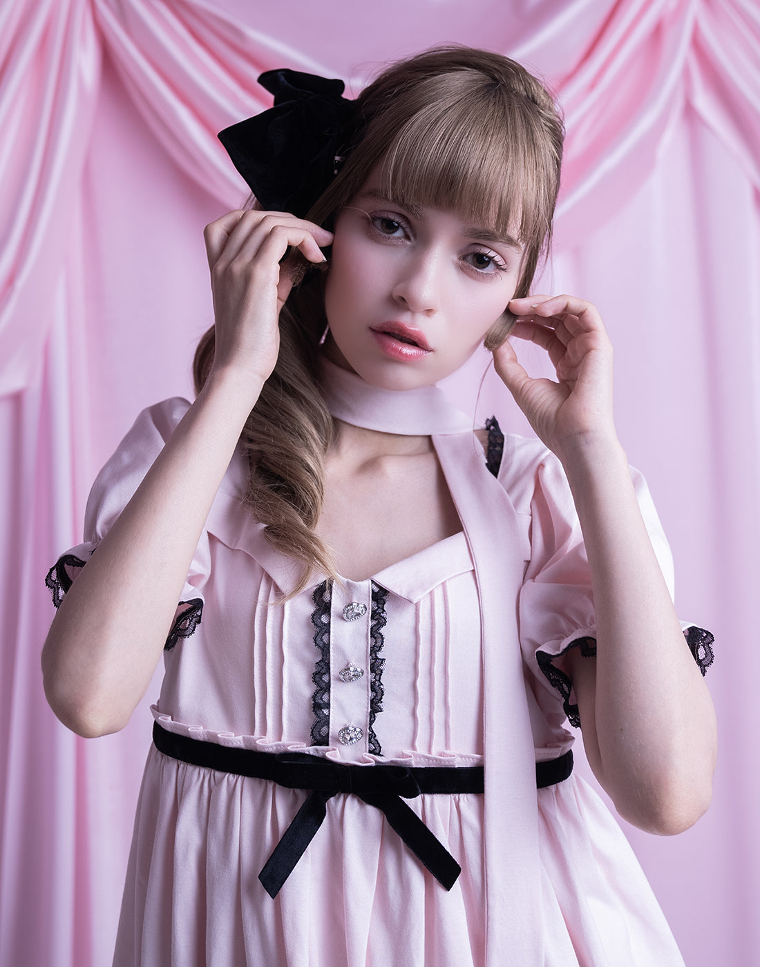 AVENCHUMU Neck ribbon & heart bijou baby doll