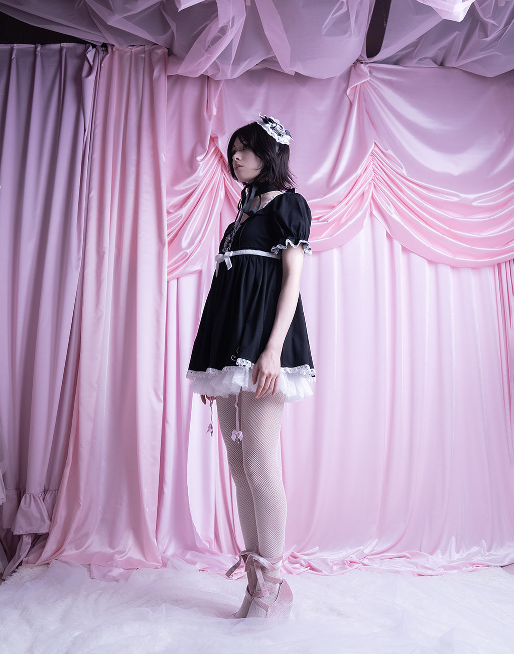 AVENCHUMU Neck ribbon & heart bijou baby doll