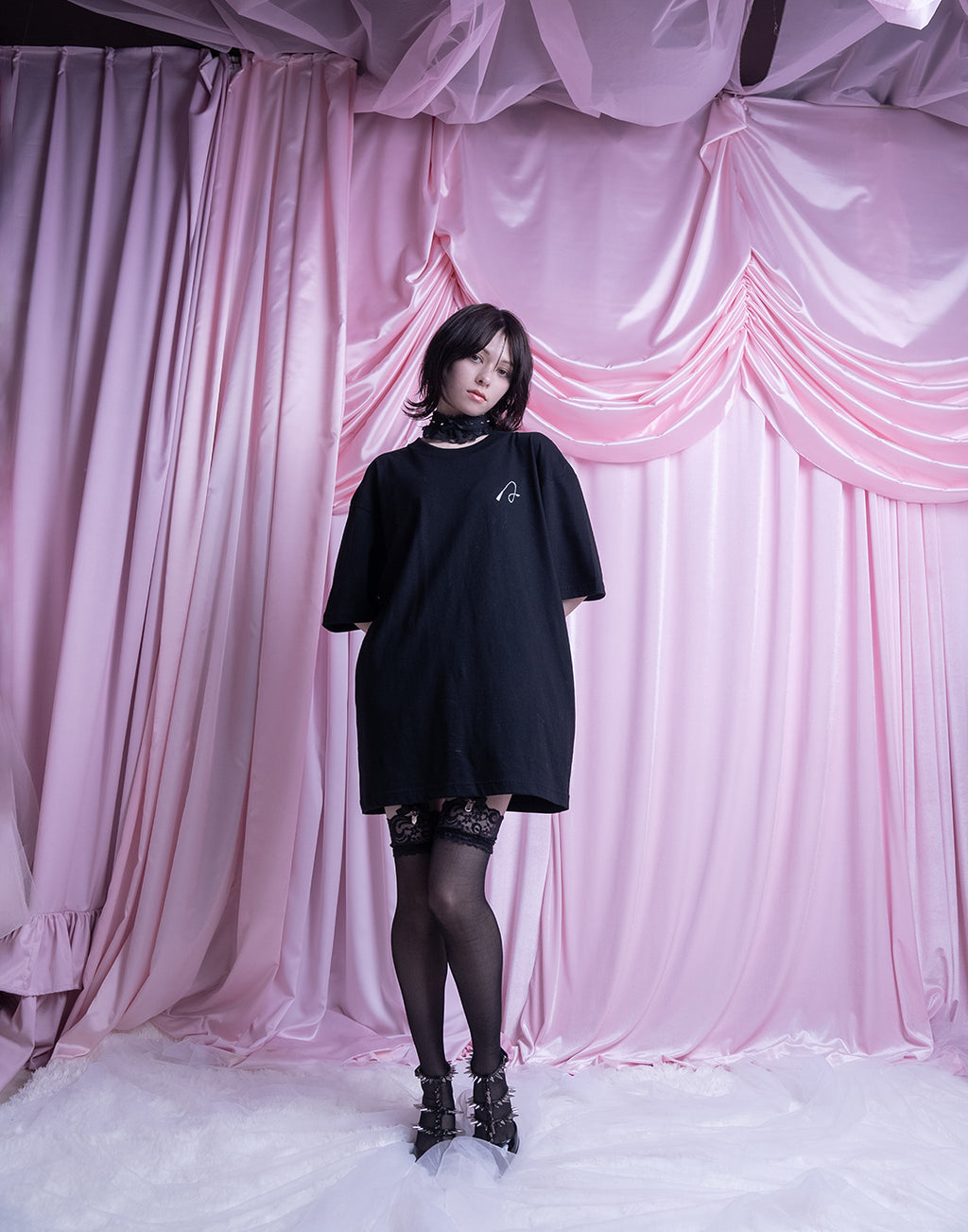AVENCHUMU Lady T-shirt