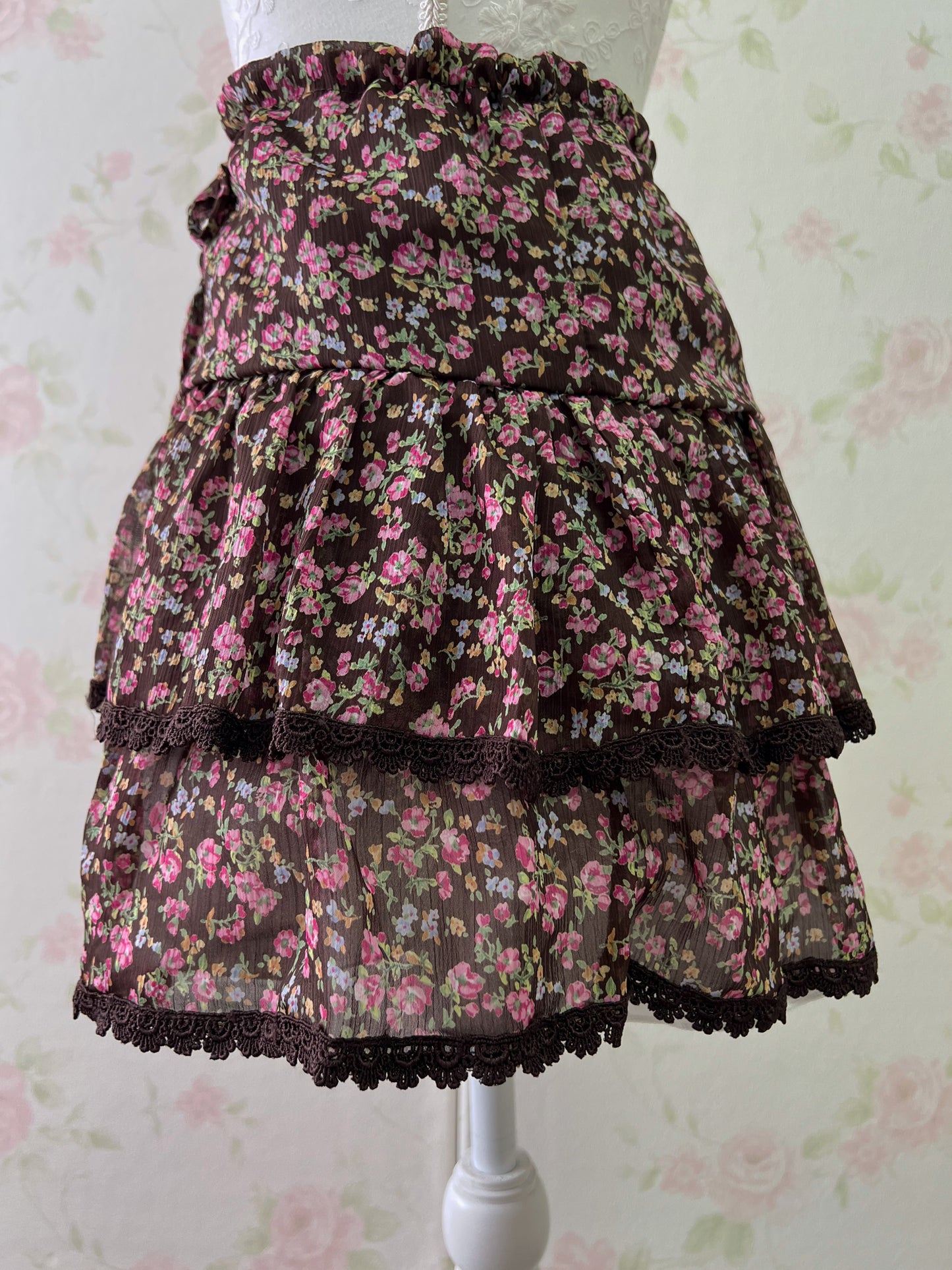 INGNI Petite Floral Layered Skirt (Brown)