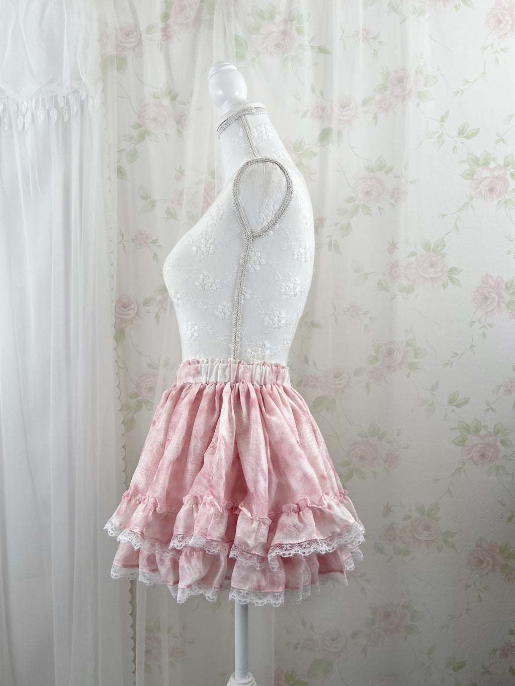 (Pre-order) Evori Glow Cotton Candy Skirt