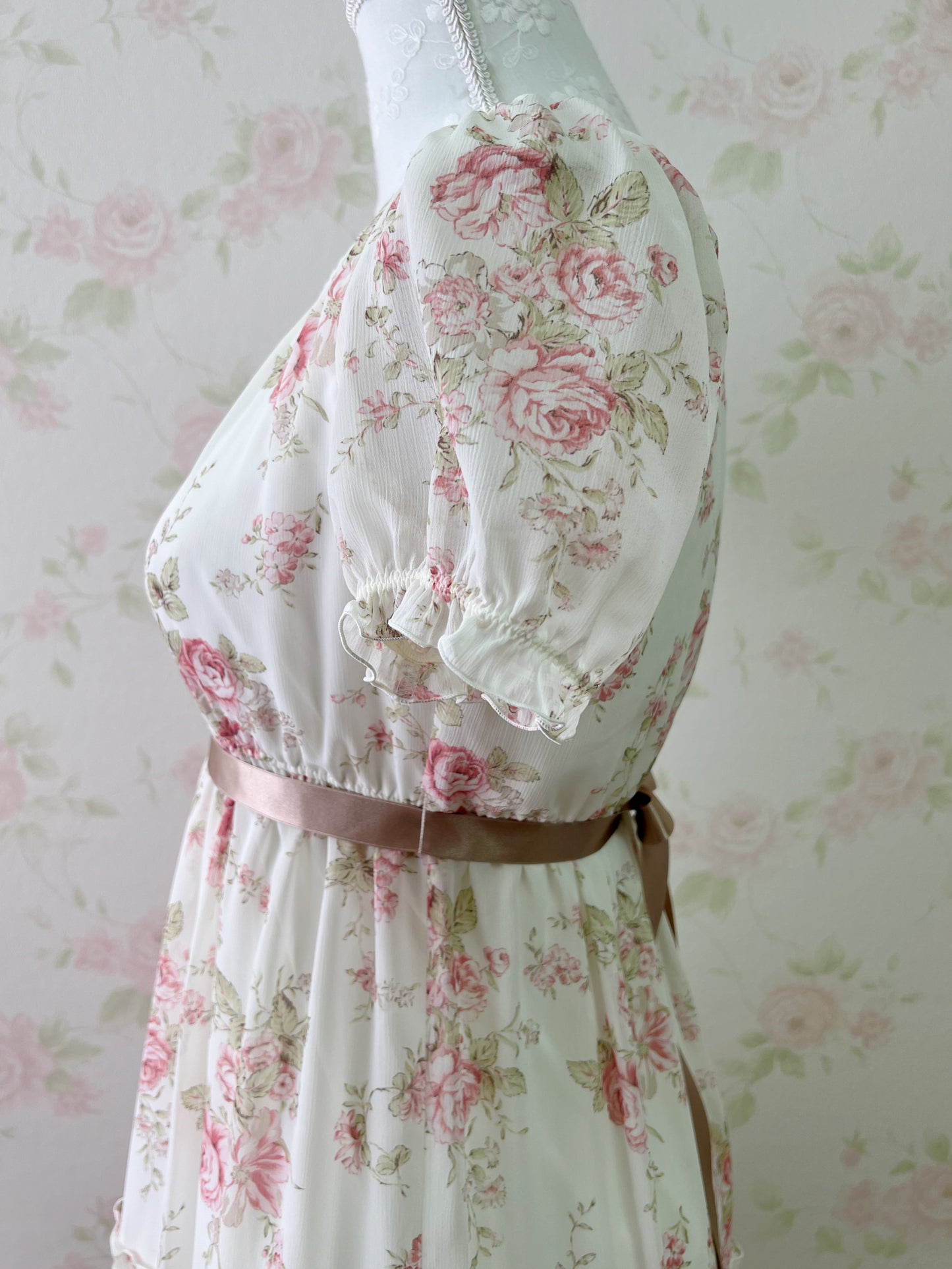 L’EST ROSE Princess Puff Sleeved Chiffon Dress (Ivory)