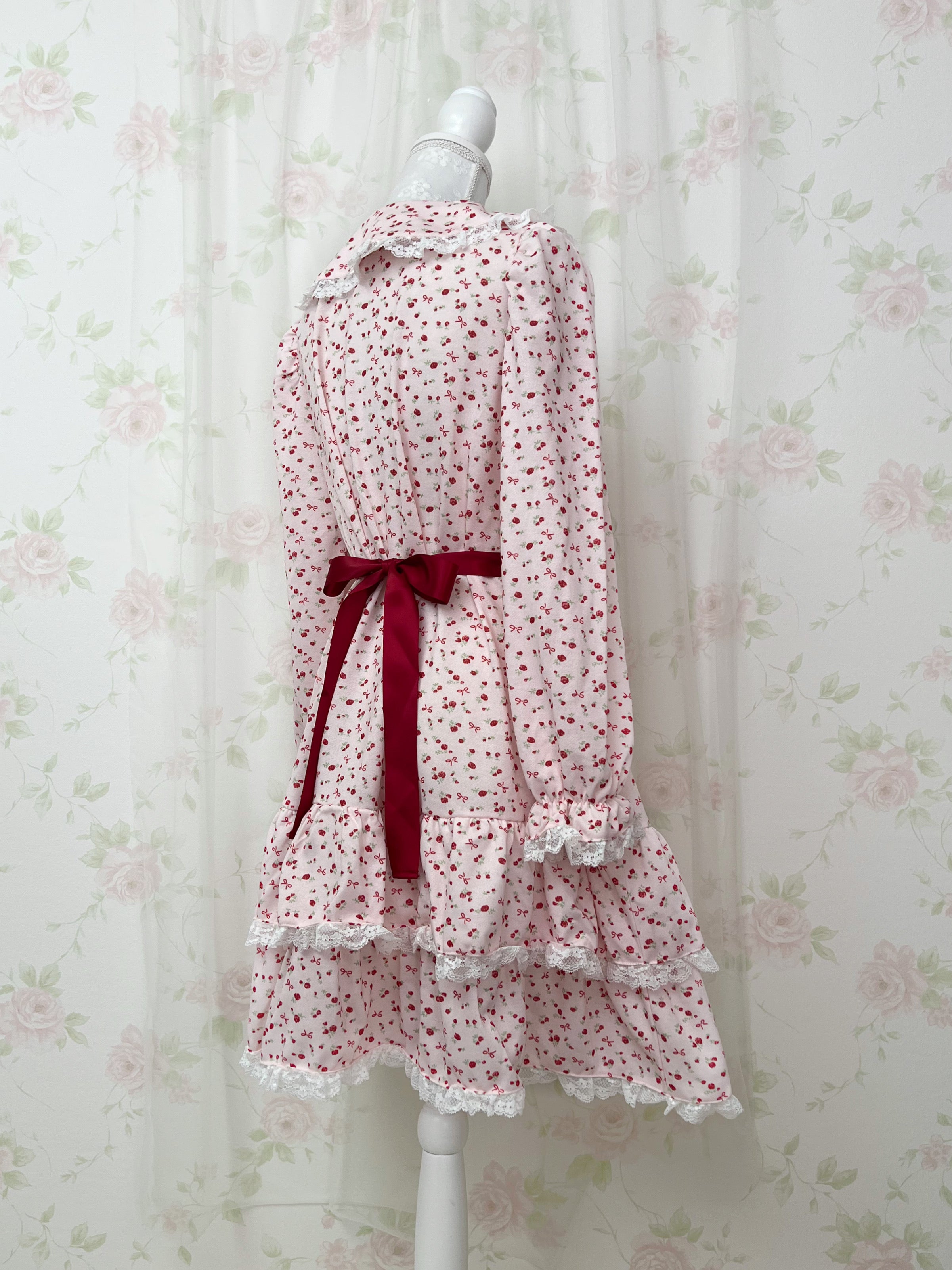 majoretty Petite Floral Tiered Dress (Red)