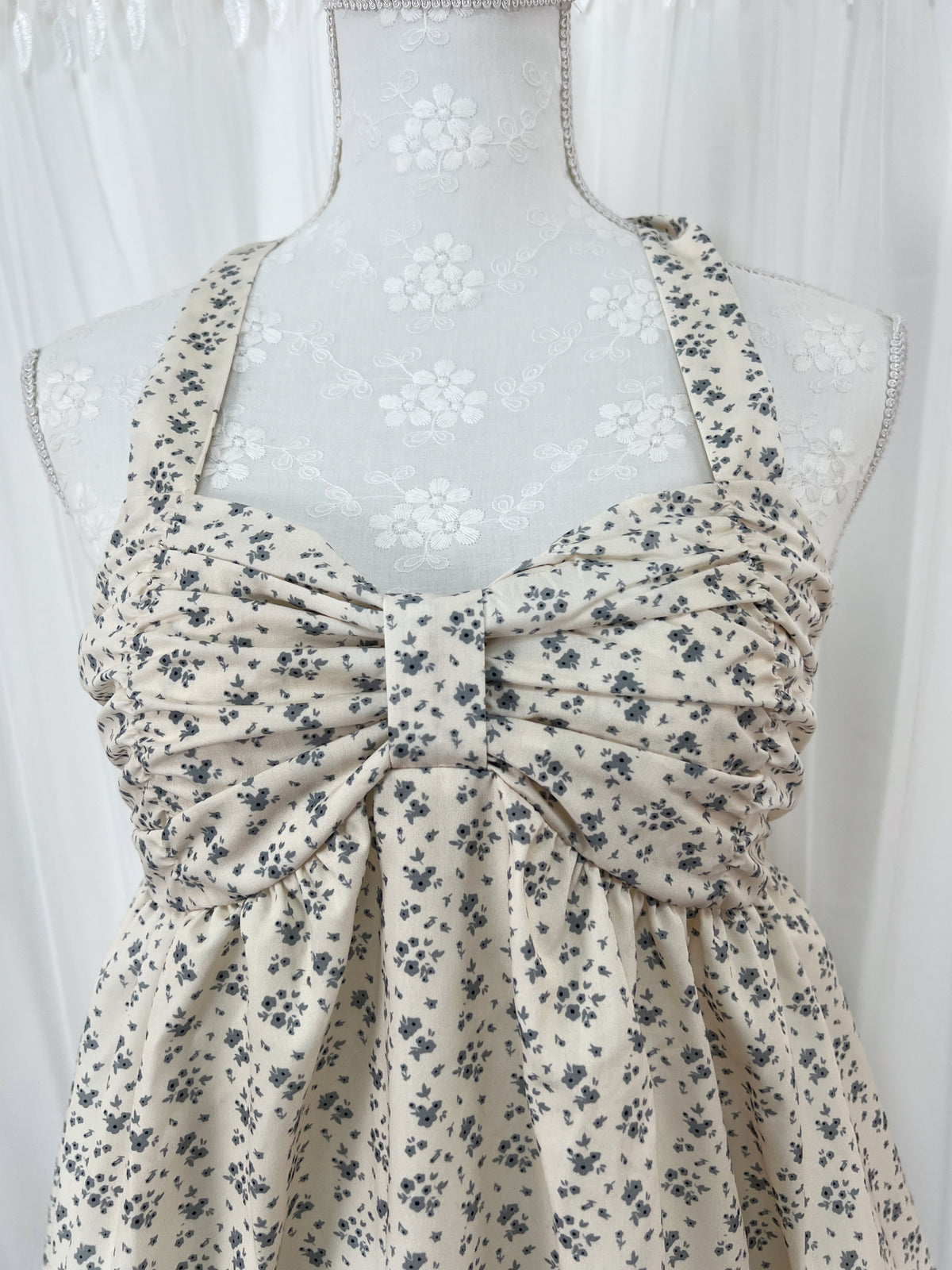 Halter Neck Petite Floral Tunic Top (Gray Blue)