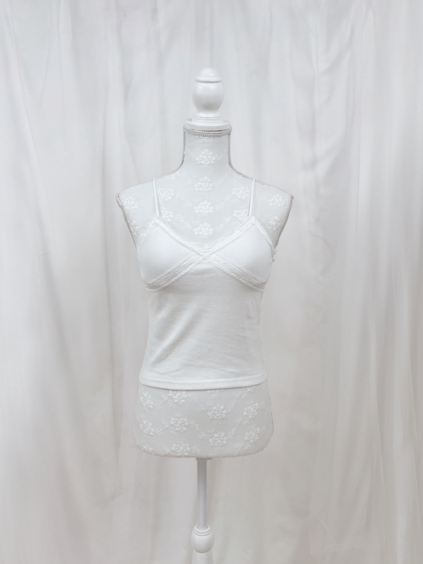 Lace Spaghetti Strap Camisole With Cups (White)