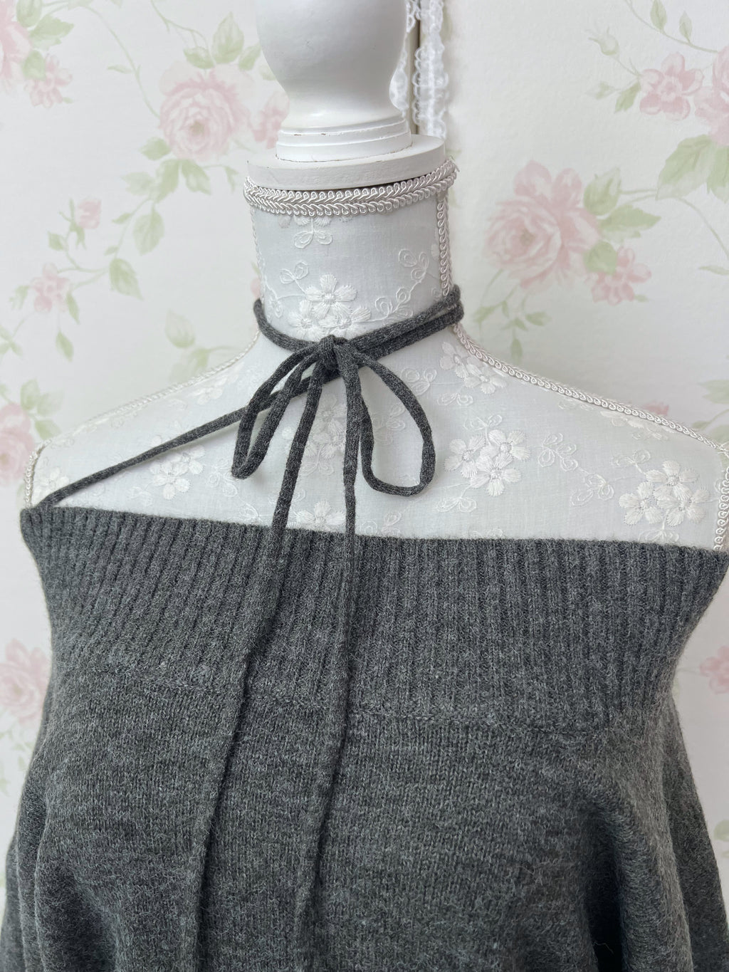 Choker Off Soulder Sweater (Dark Gray)
