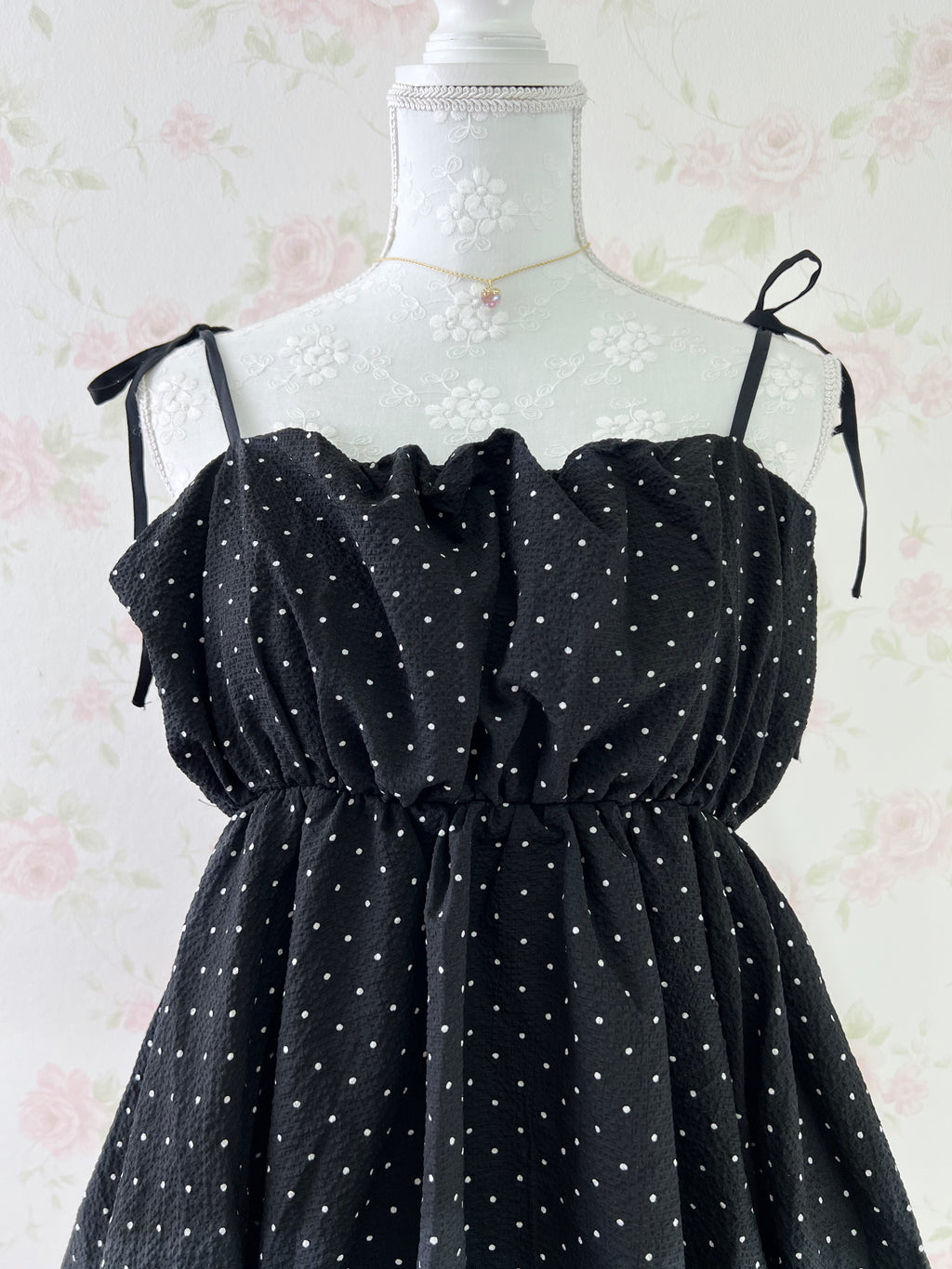 Polka Dot Balloon Tunic Top  (Black)