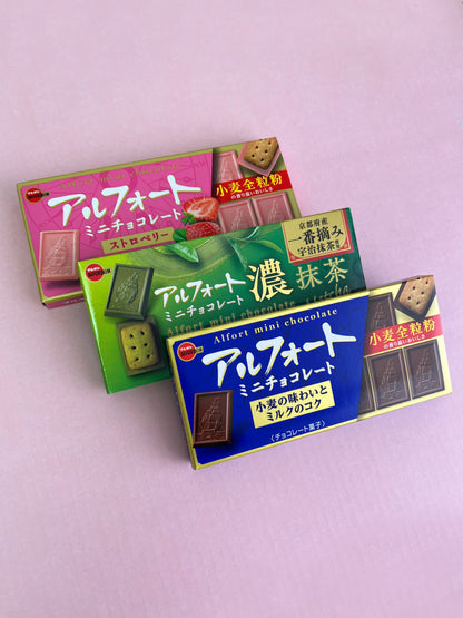 BOURBON Alfort Strawberry Mini Chocolate Cookies