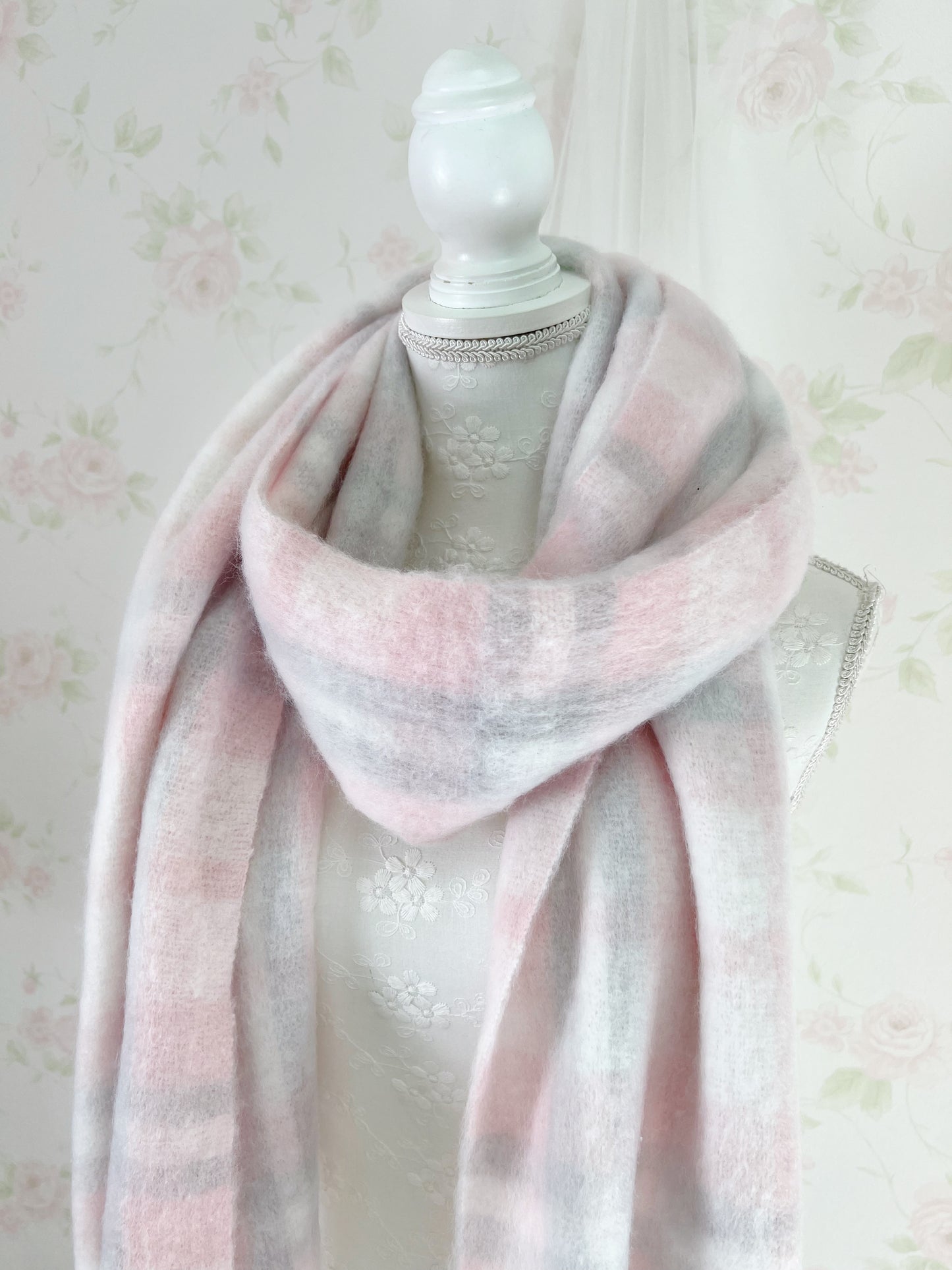 Shoujo Checked Scarf (Pink X Gray)