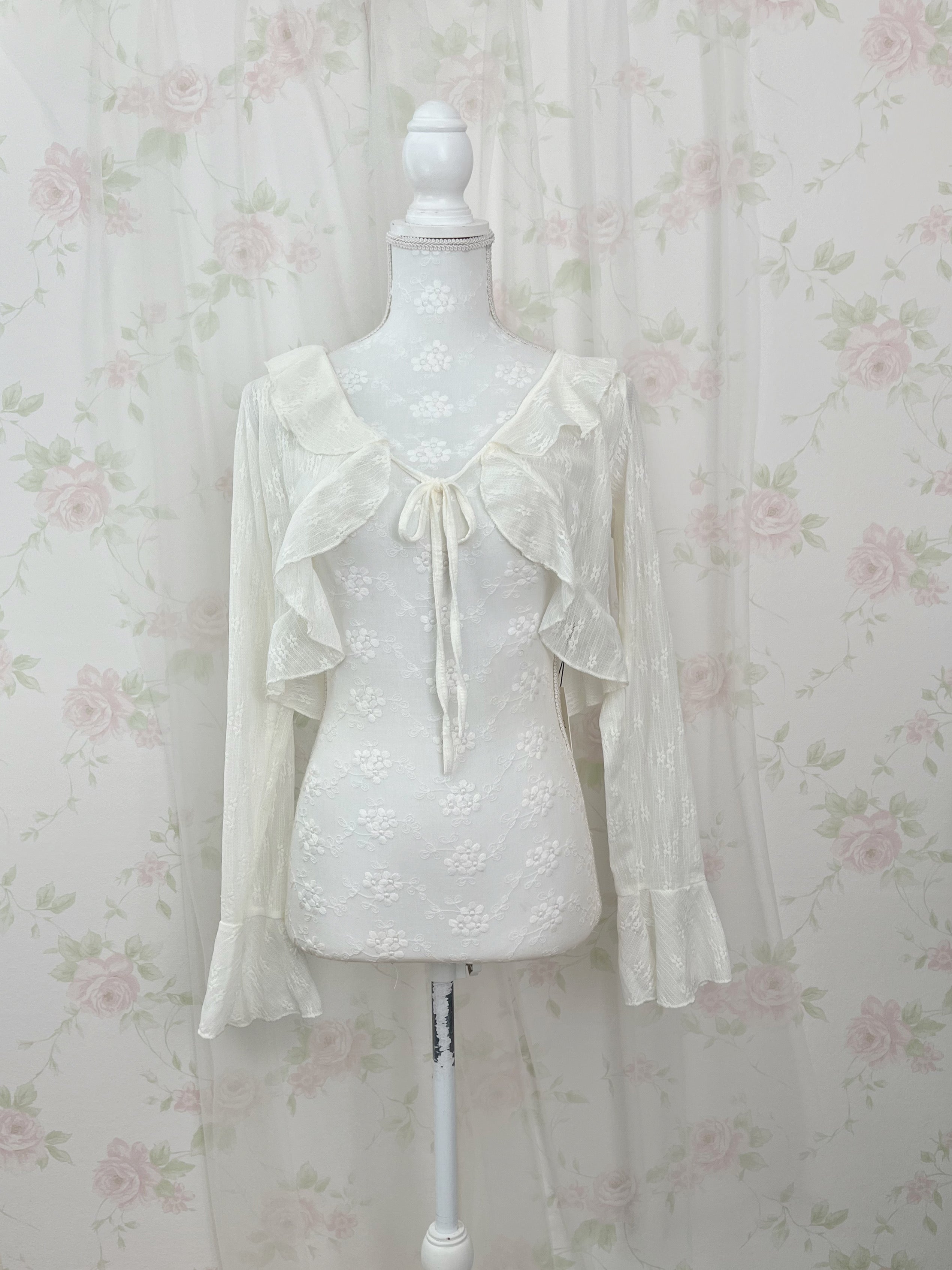 Lacy Front String Cardigan (Cream)