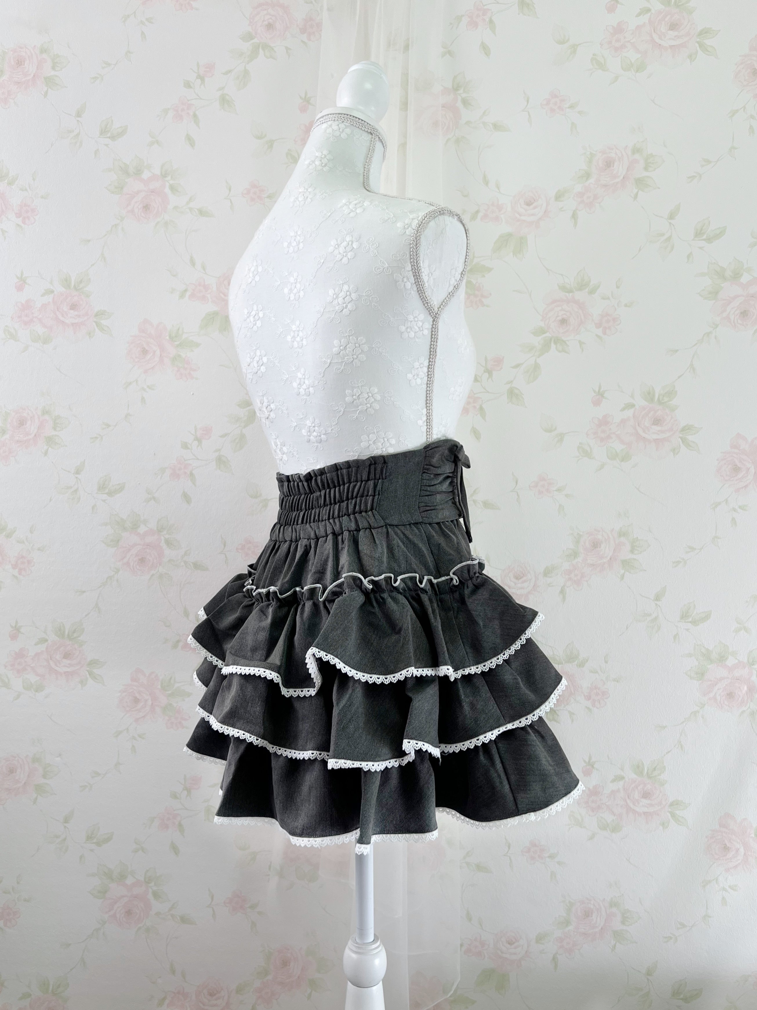 Pium Tiered High Waist Side Bow Skirt (Dark Gray)