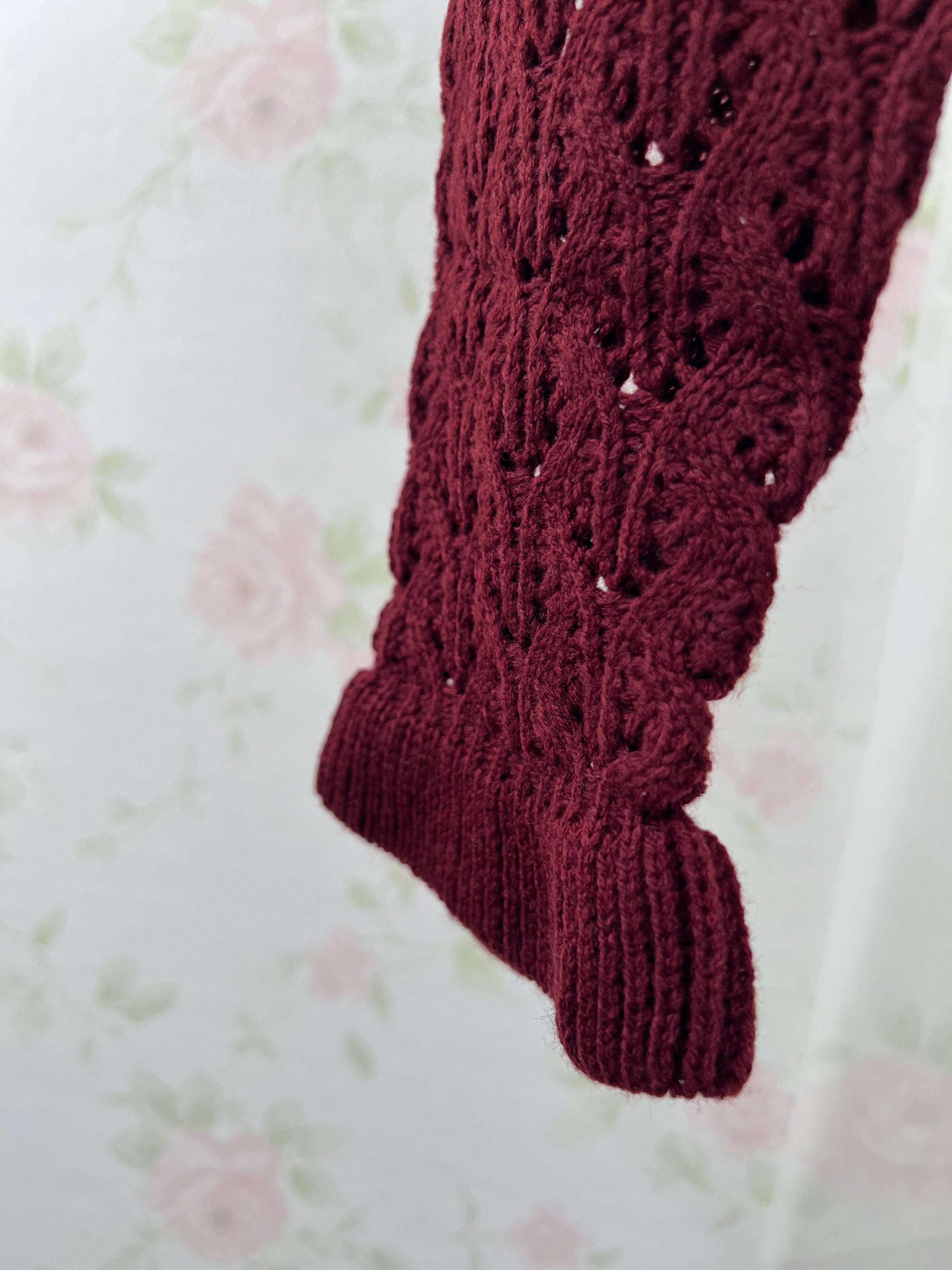 Ruffled Hem Knitted Camisole Cardigan Set (Strawberry Red)