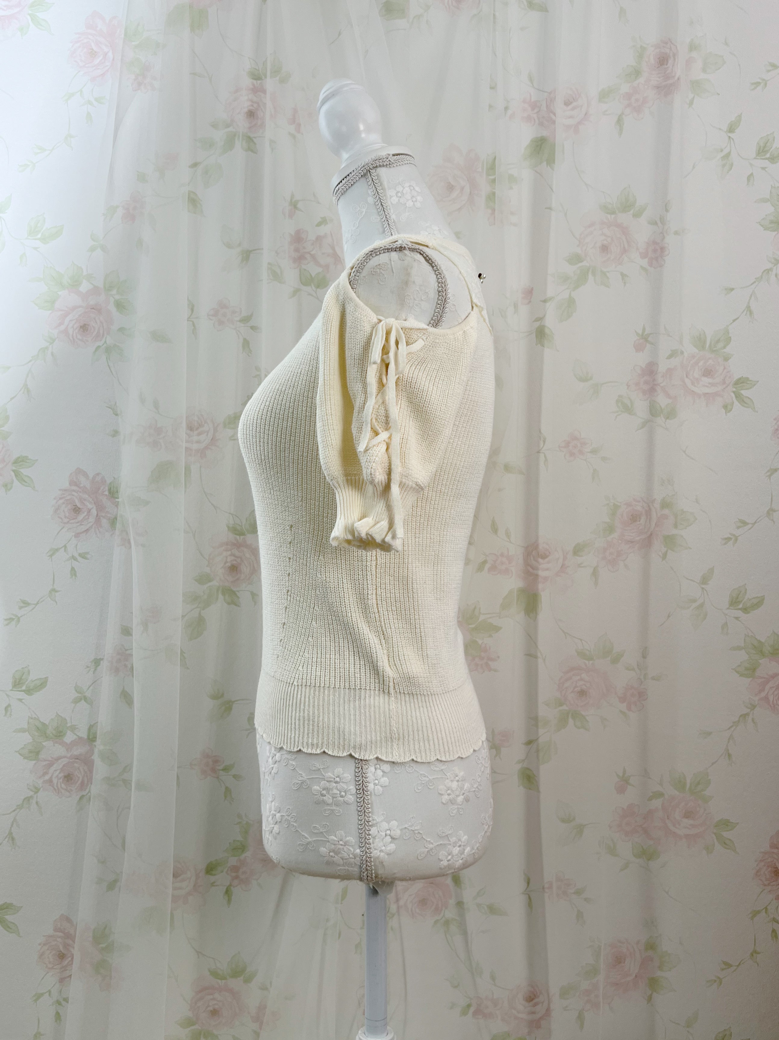 LIZ LISA SIde Laced Up Sleeve Knit Top(Ivory)