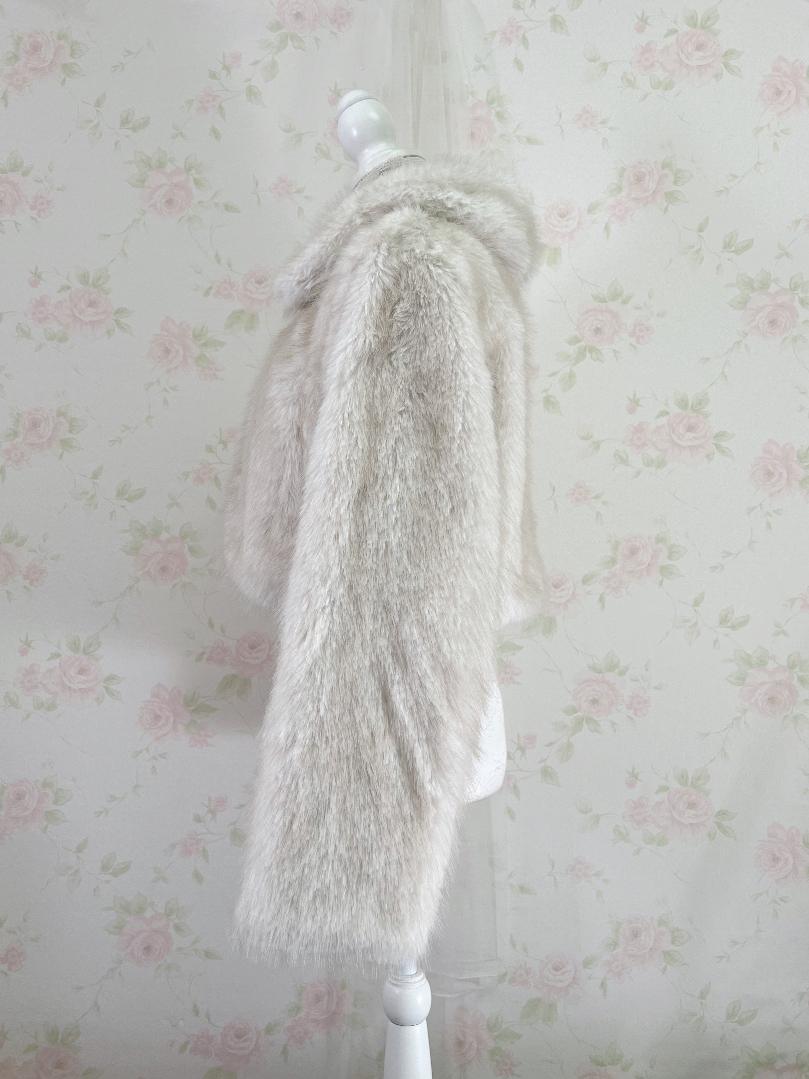 Eco Fur Gyaru Jacket (Beige)
