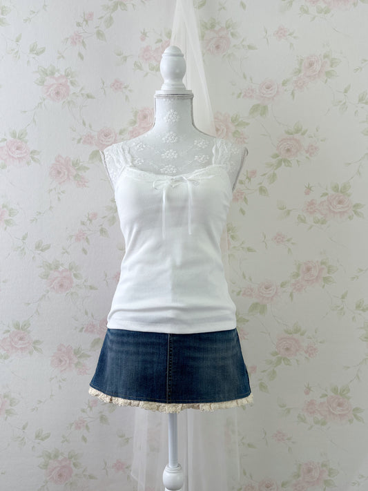 GRL Lace Strap Petite Bow Camisole (White)