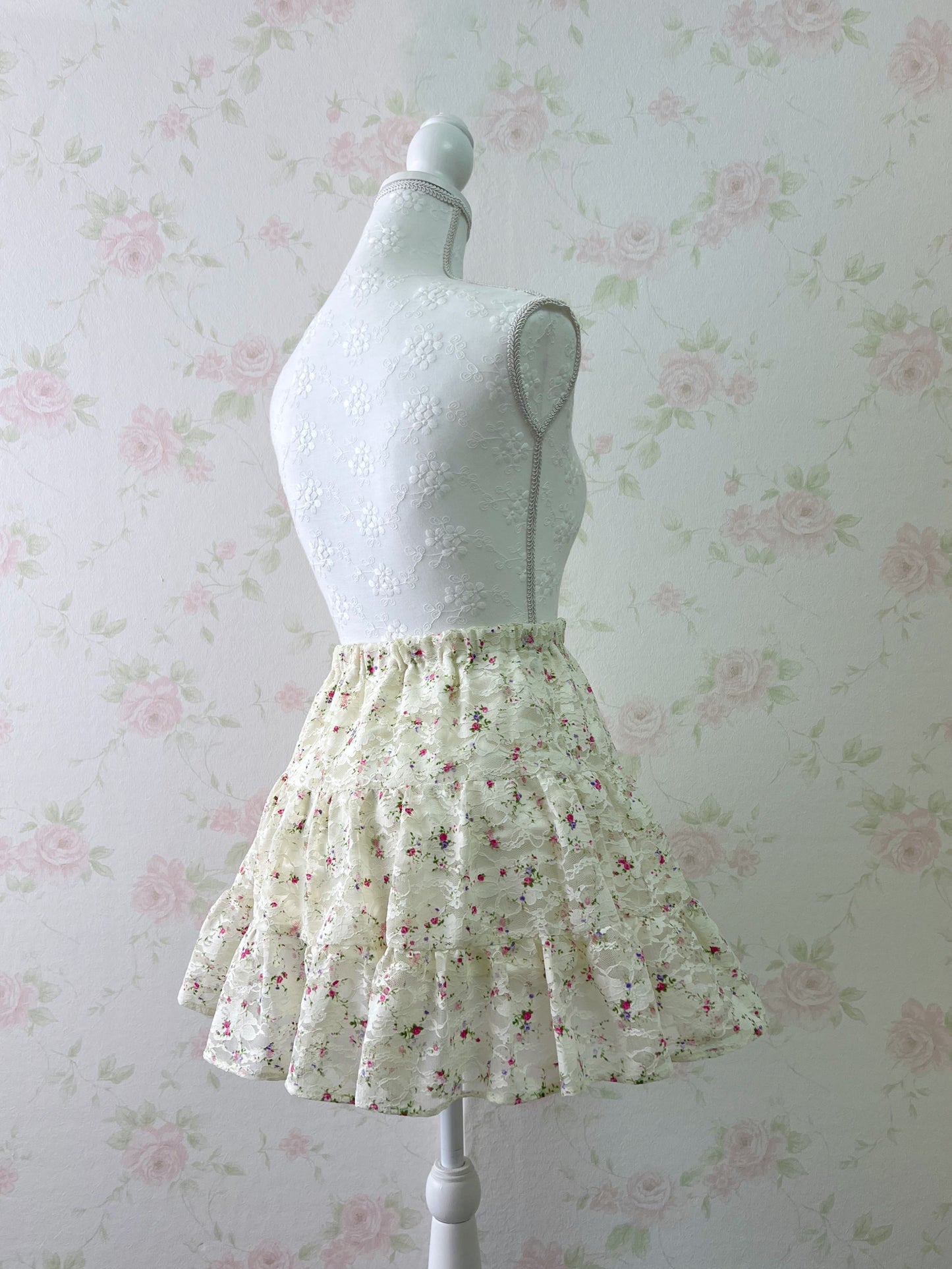 dazzlin Lace Petite Floral Skirt (Ivory)