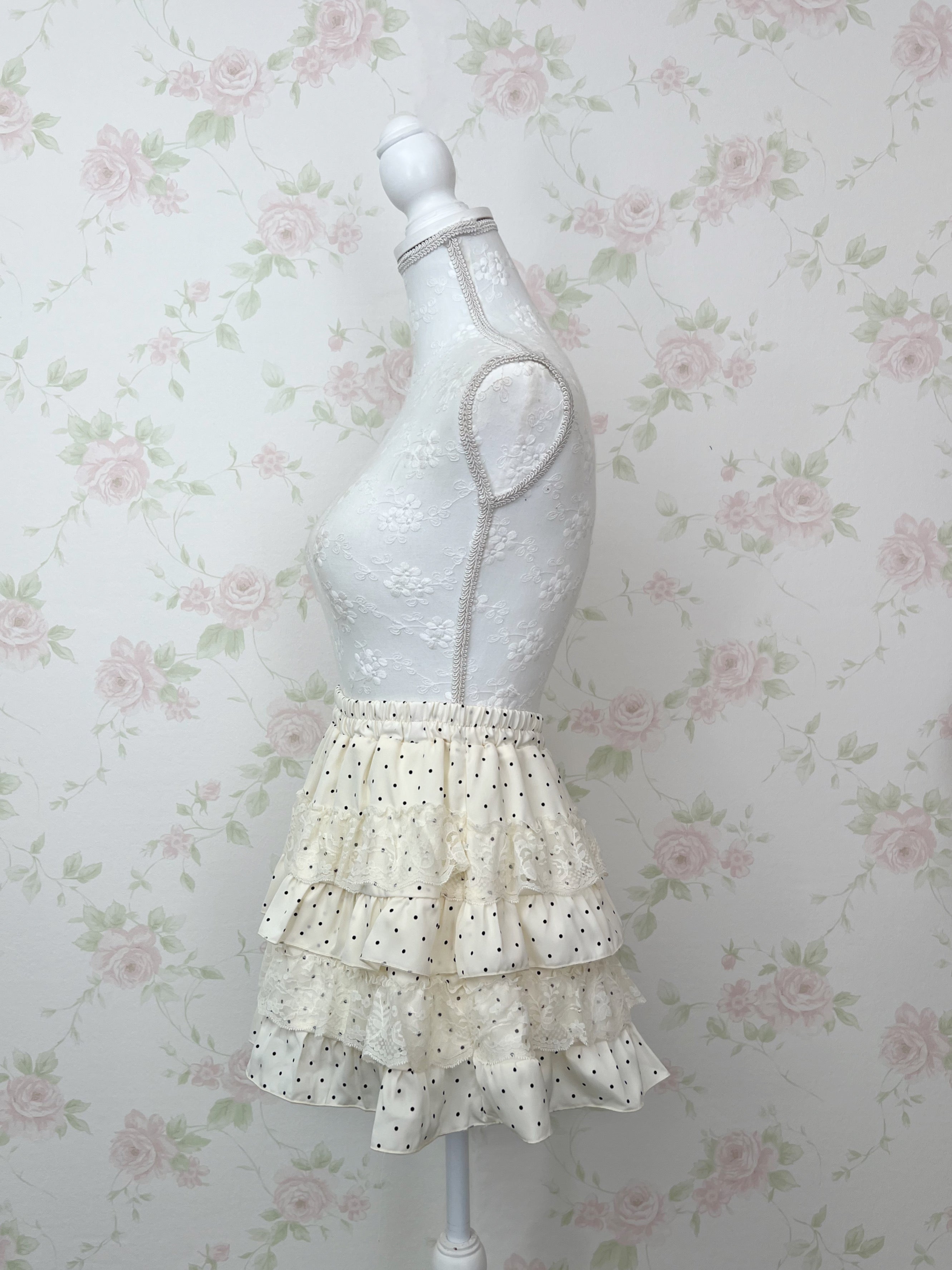 Tiered Lacy Polka Dot Skirt (Vanilla)
