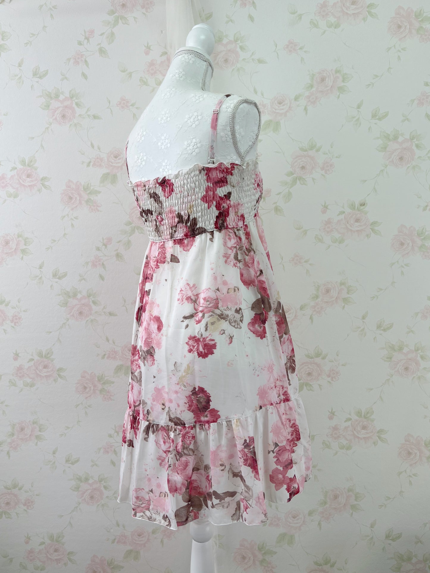 (12% OFF) L'EST ROSE Front Laced Up Camisole Dress