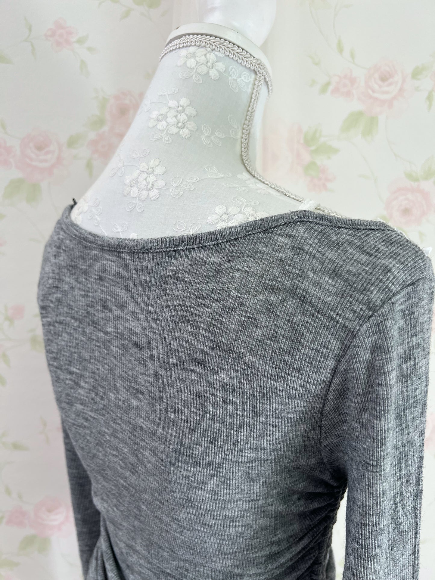GRL Lacy Off Should  Side String Top (Gray)